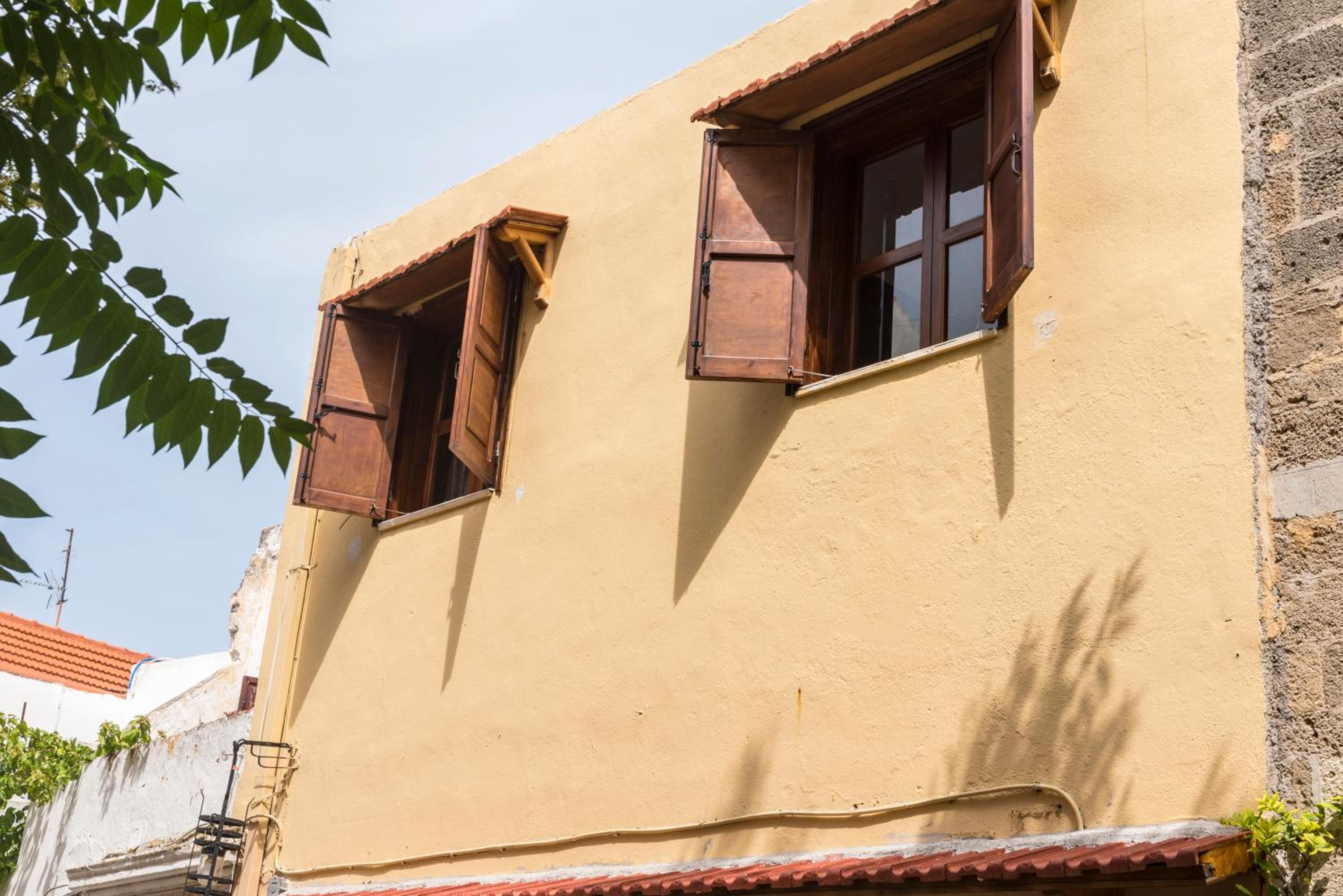 Zografos Apartments - Old Town view 5