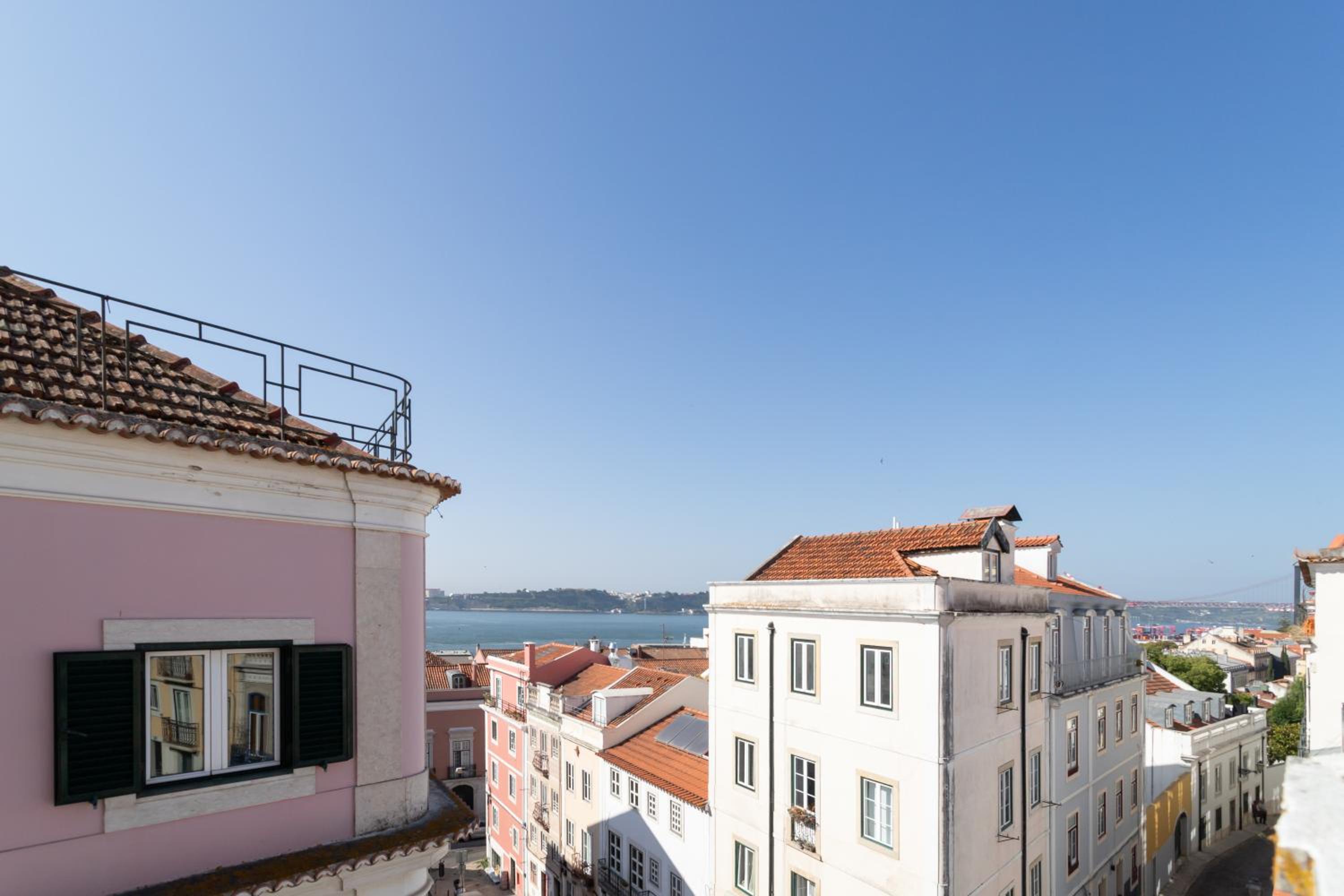Lapa Diplomatic Suites & Flats by Feel Lisboa