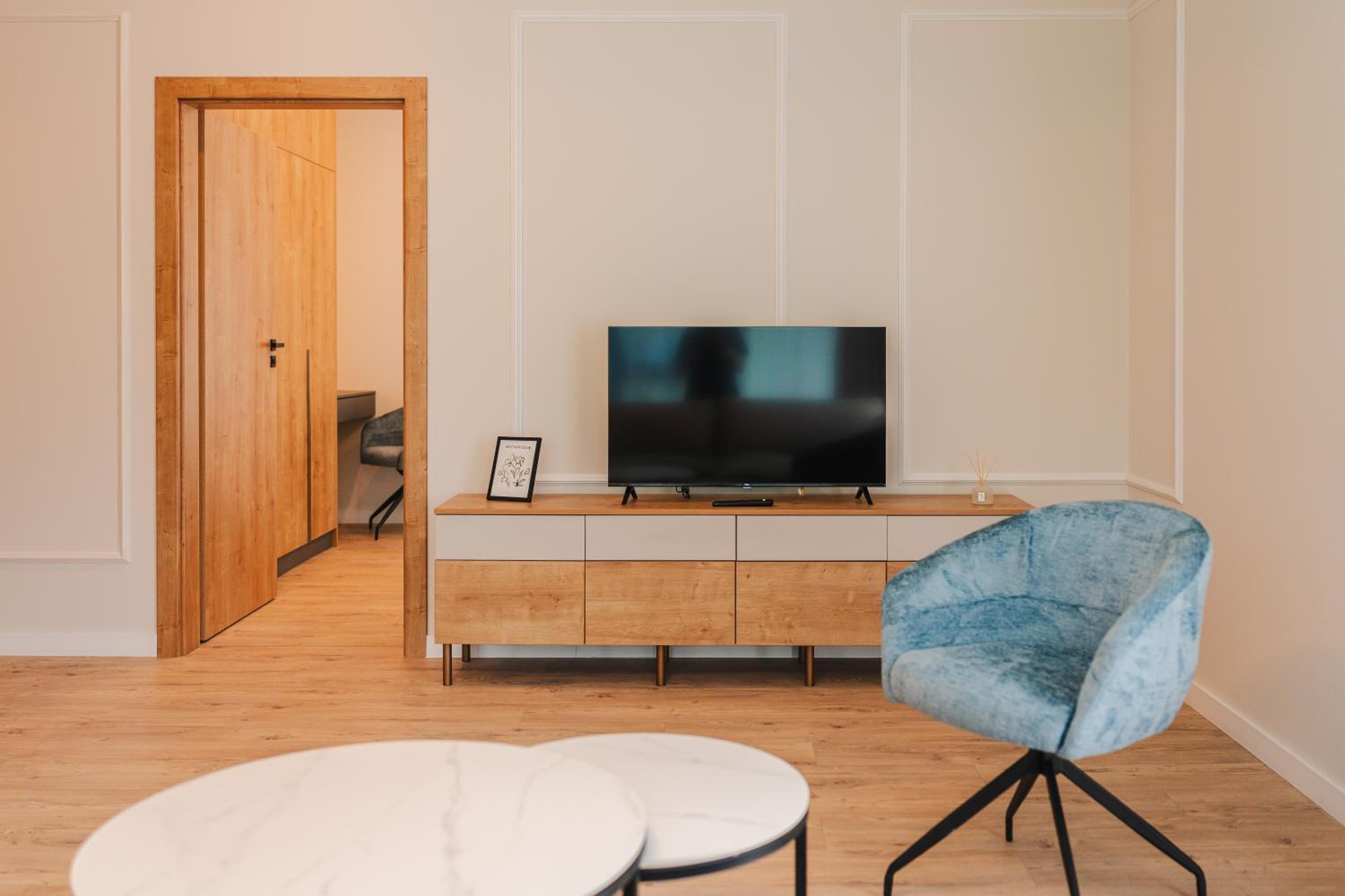 Cometei Residence Apartments 2