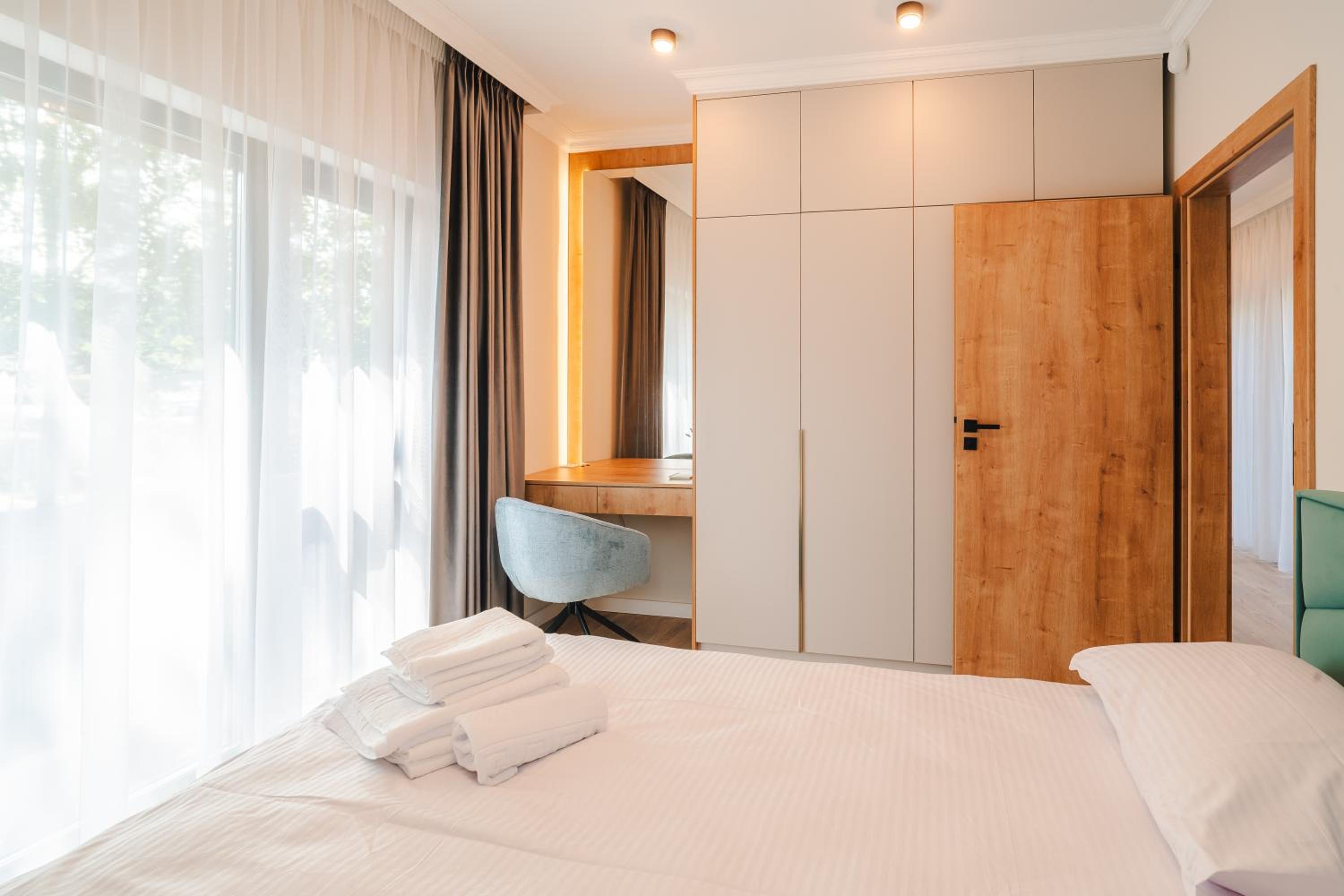 Cometei Residence Apartments 2