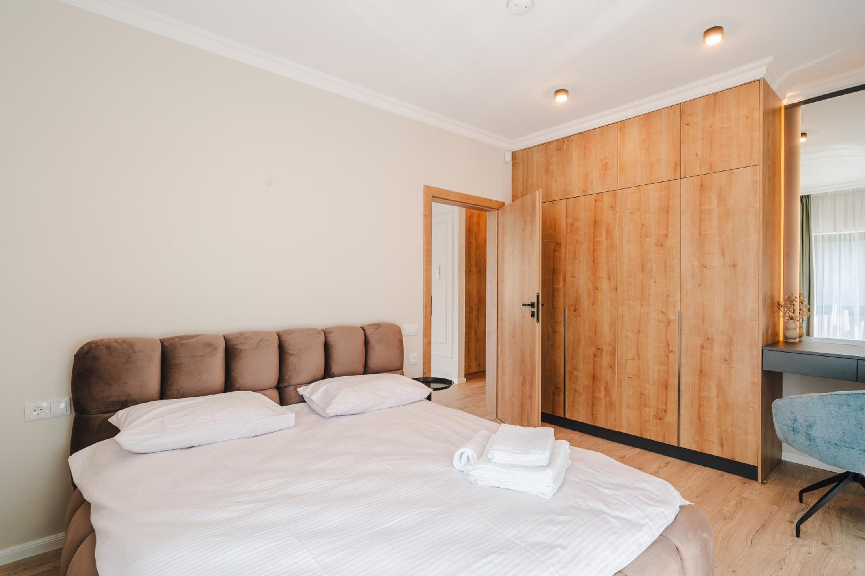 Cometei Residence Apartments 2