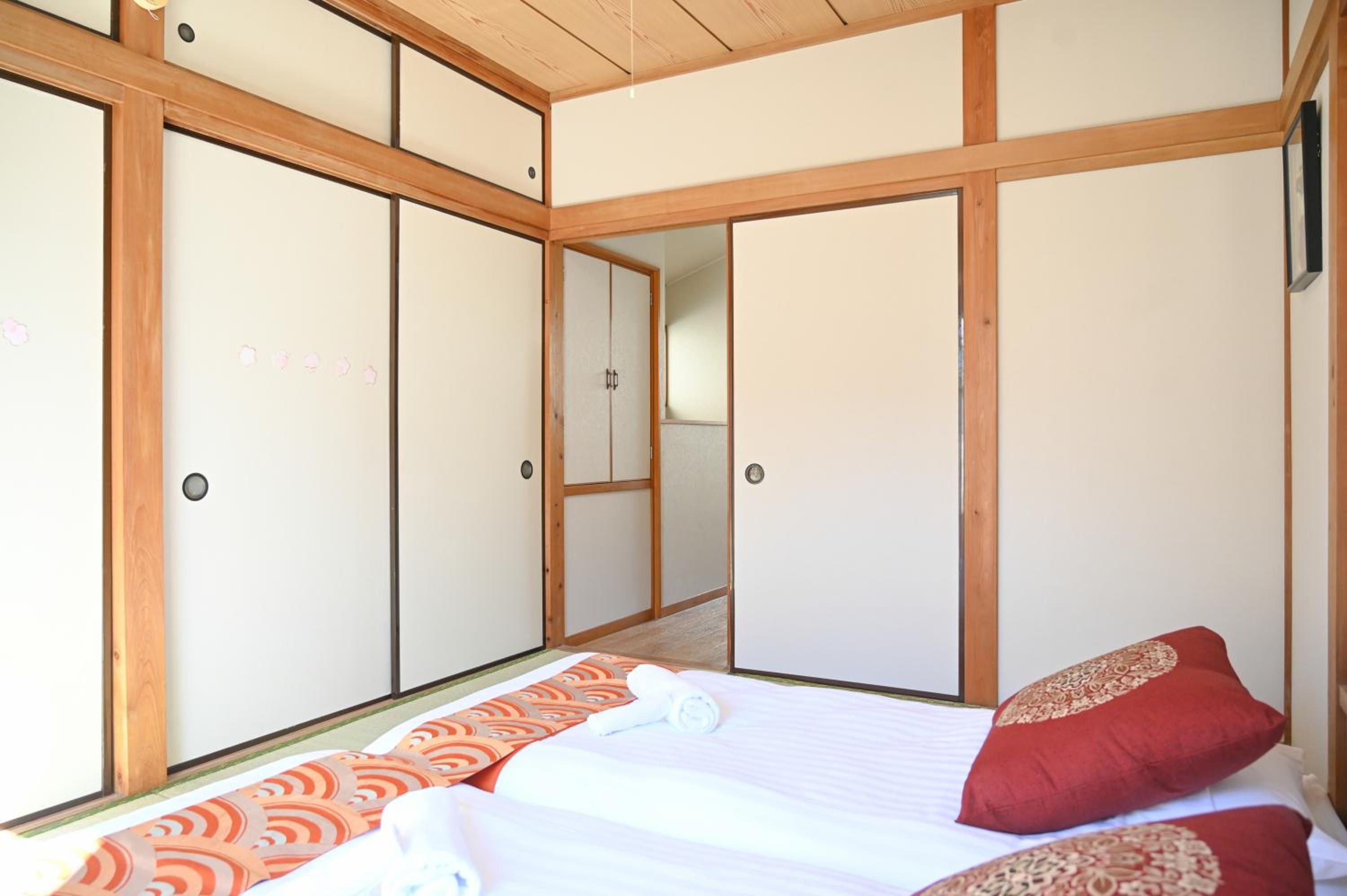 Asakusa Ginza direct access to the airport