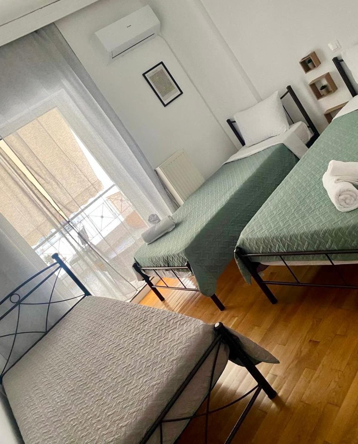 Modern Stay near Acropolis with Big Balcony