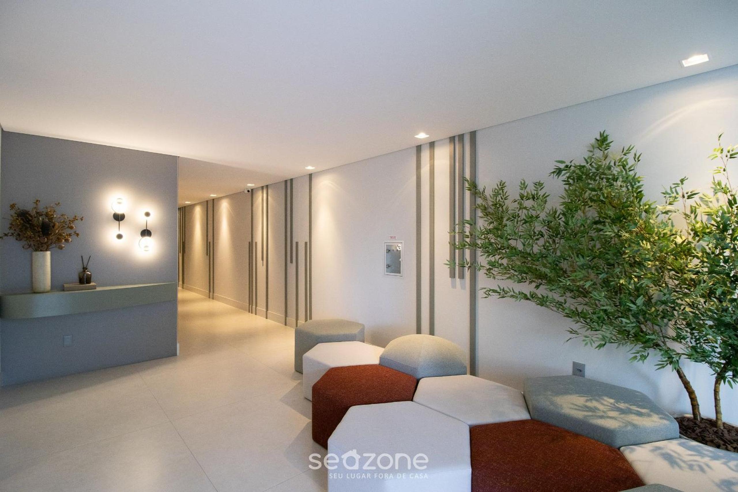 Apartments just a few minutes from UFSC, condo with laundry facilities.