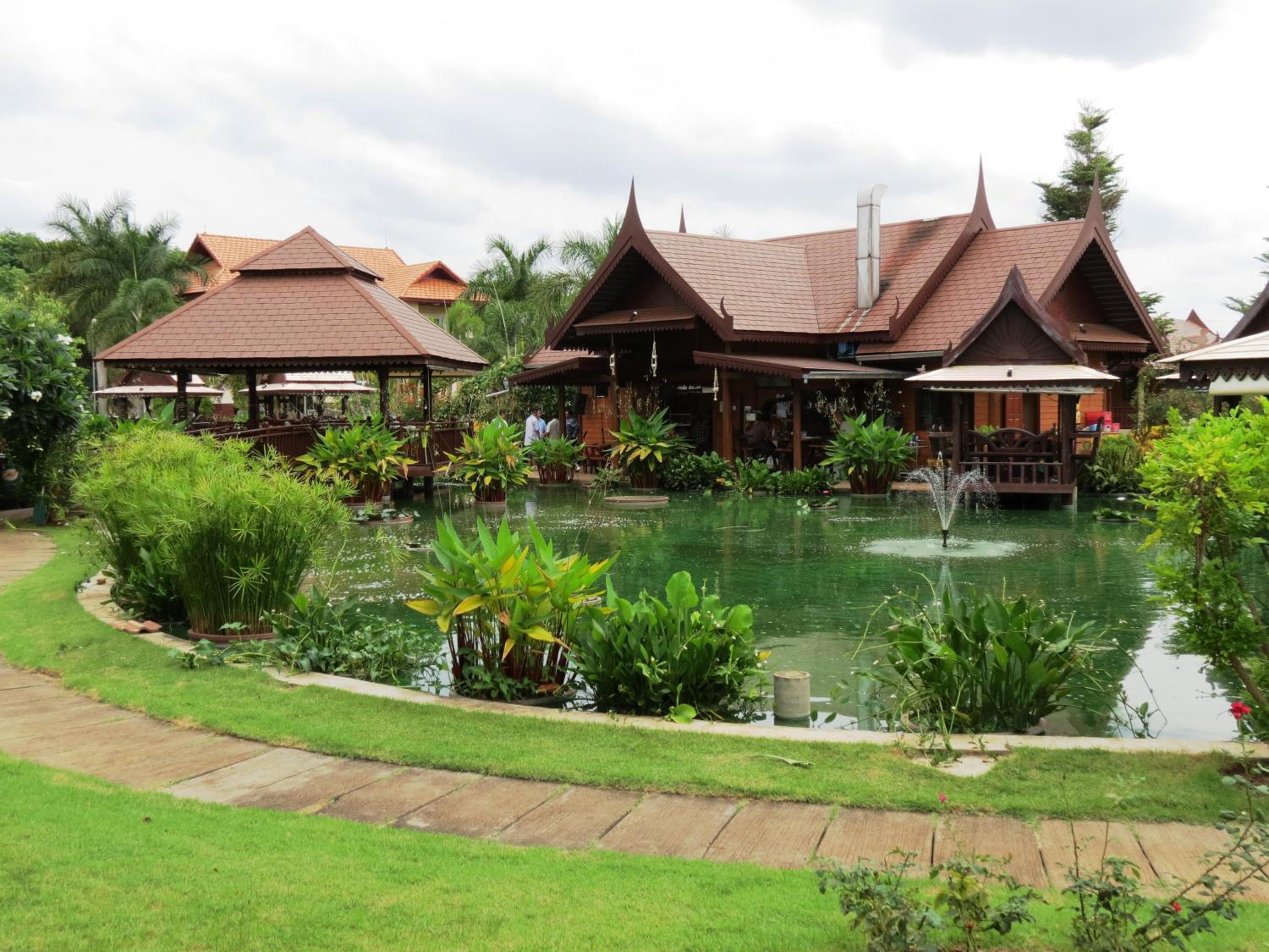 Pongsin Resort