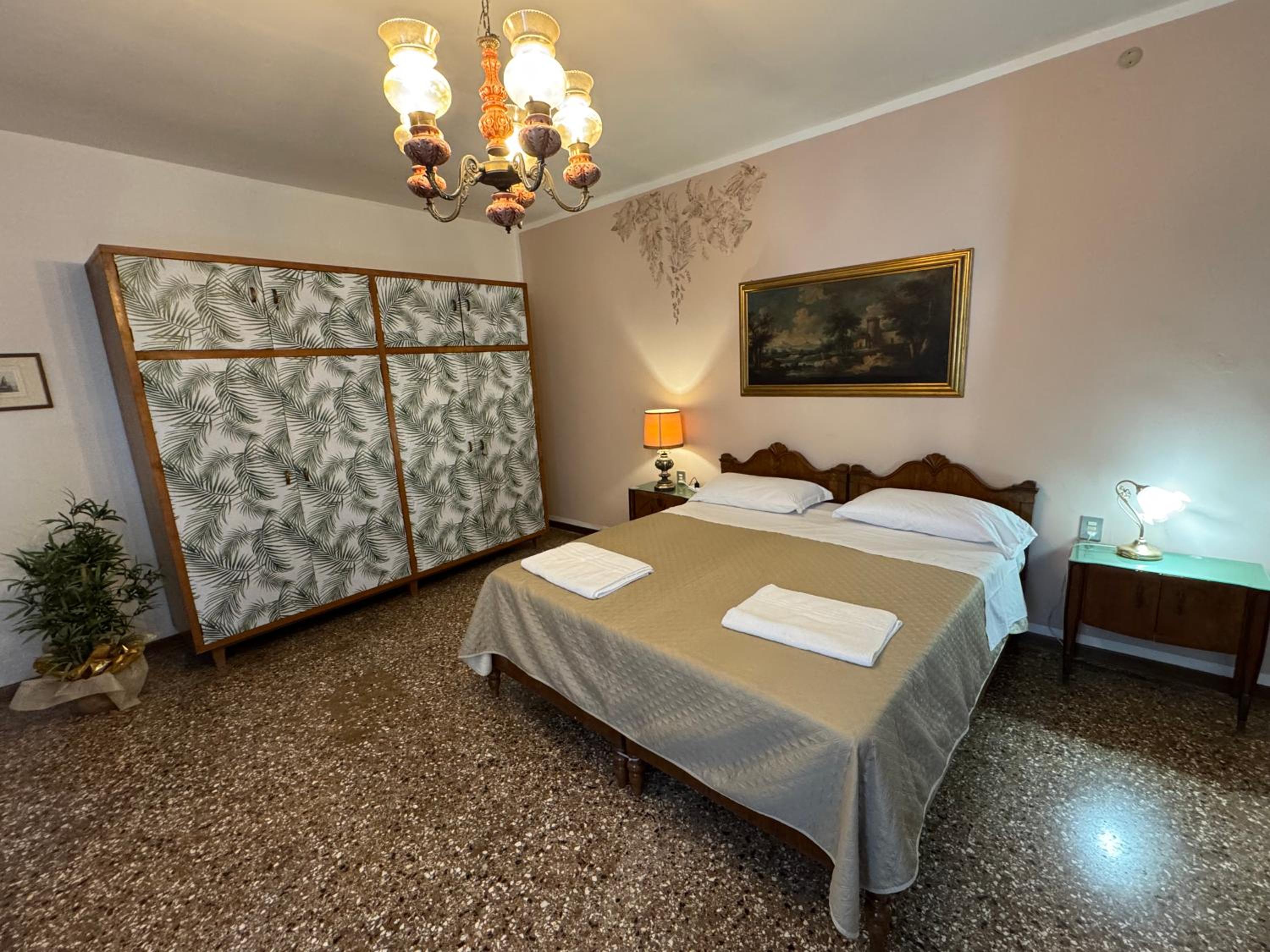 Ritz Venice Guest House Lionsclass