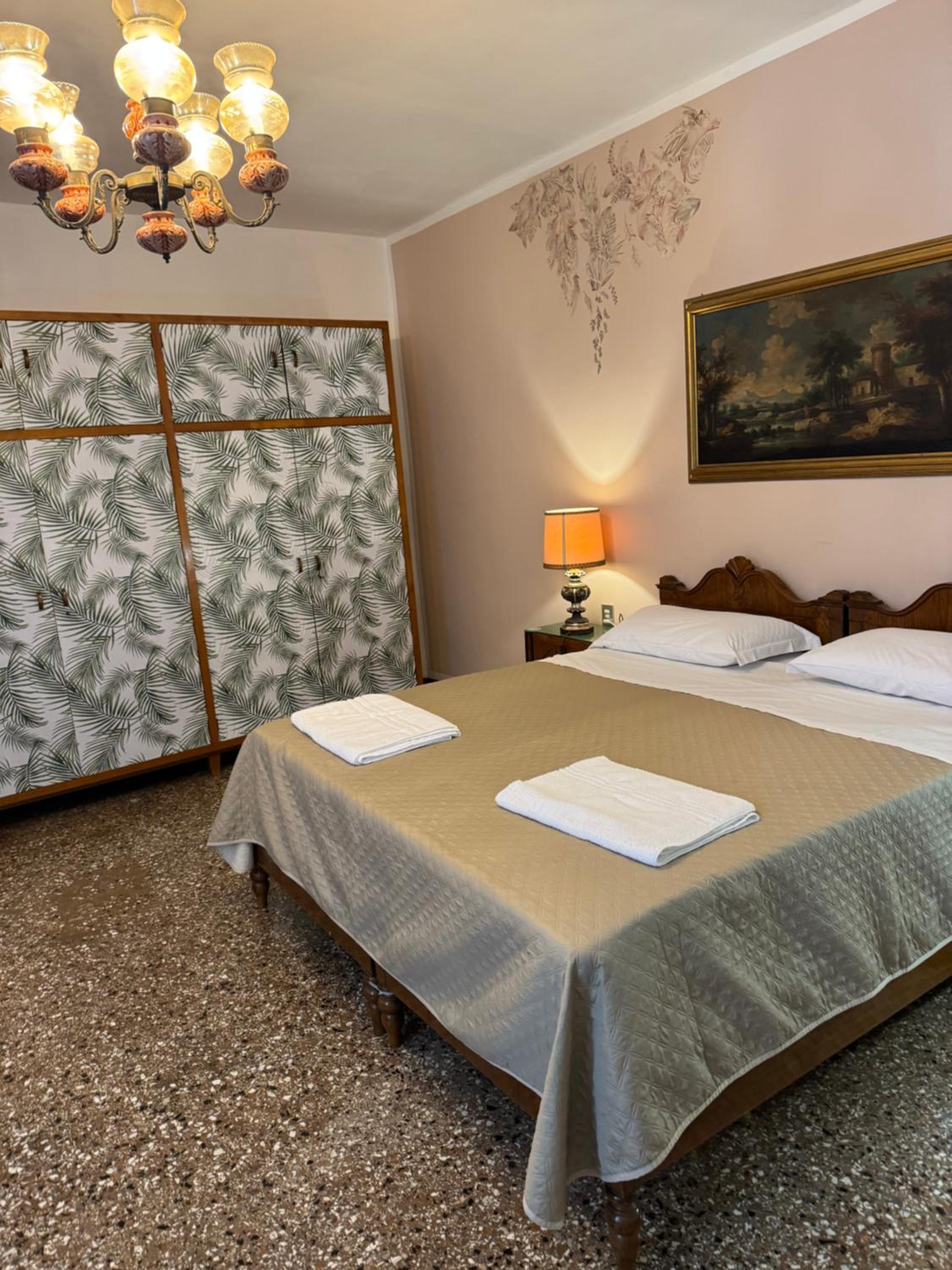 Ritz Venice Guest House Lionsclass