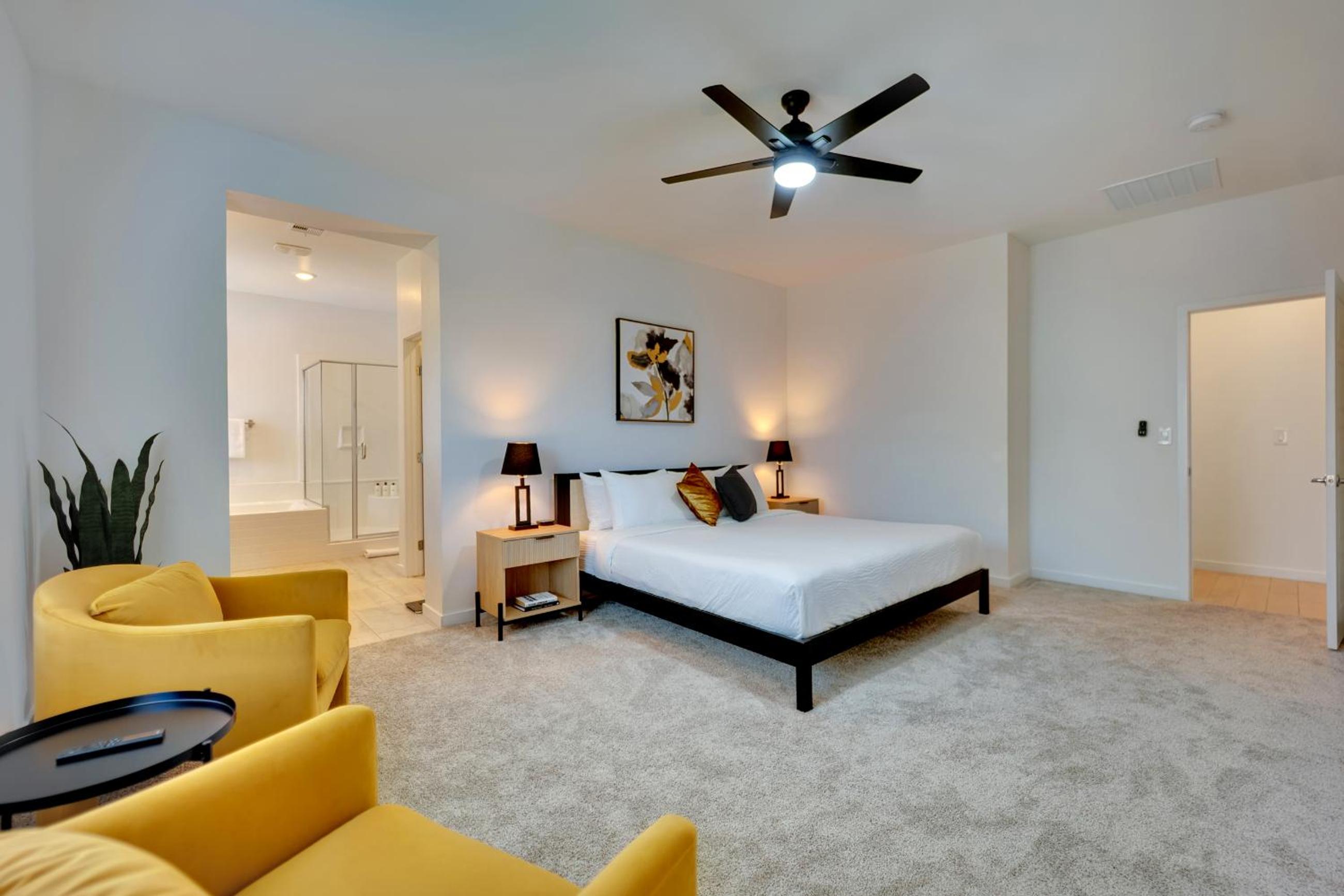 Casa Niva A Contemporary Oasis in the Heart of Las Vegas