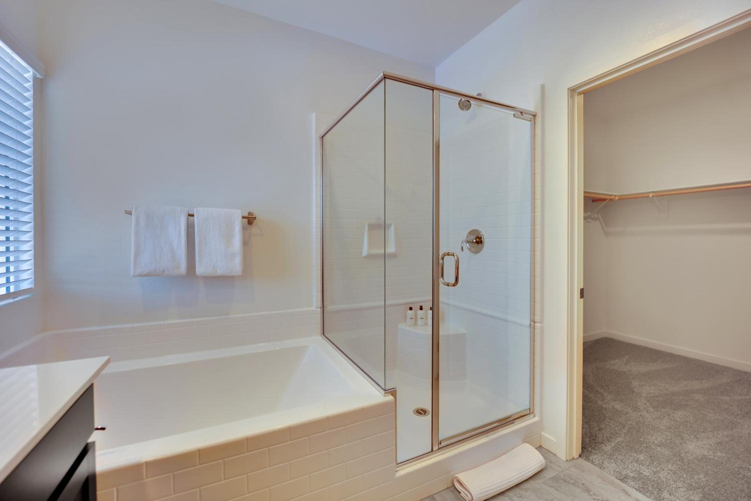 Casa Niva A Contemporary Oasis in the Heart of Las Vegas