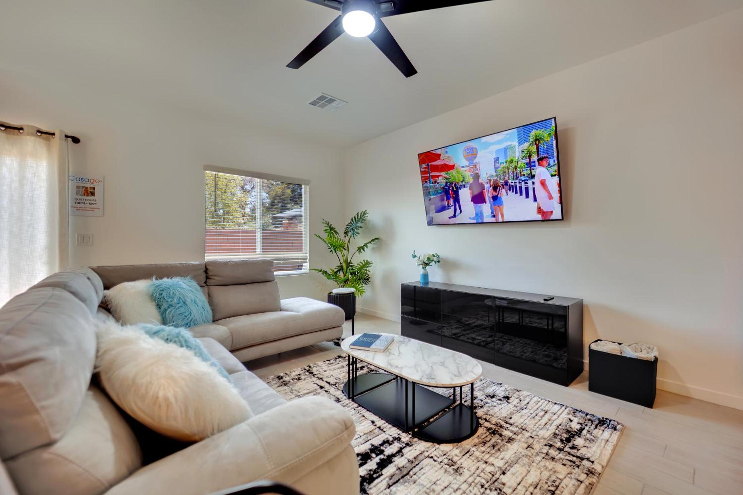 Casa Niva A Contemporary Oasis in the Heart of Las Vegas