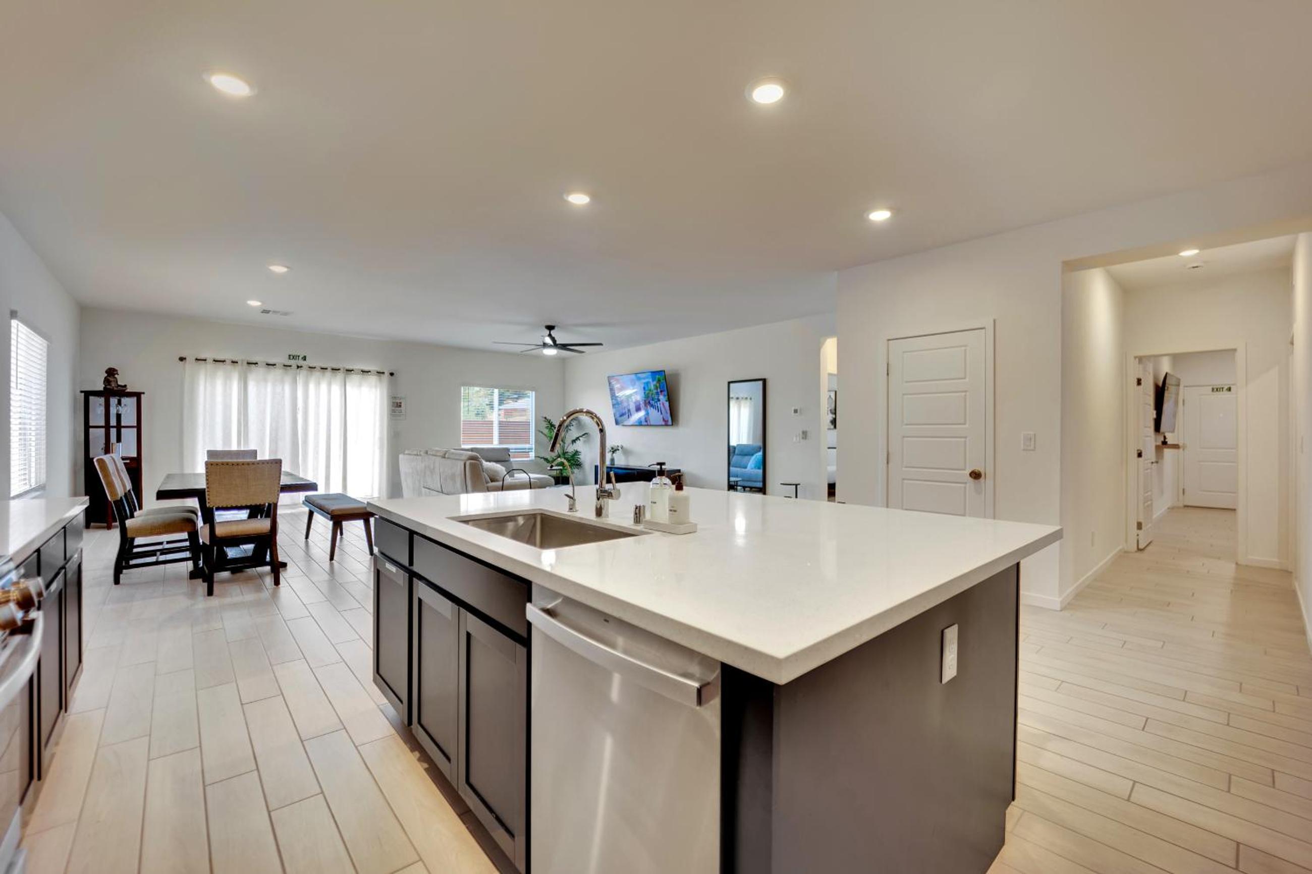 Casa Niva A Contemporary Oasis in the Heart of Las Vegas