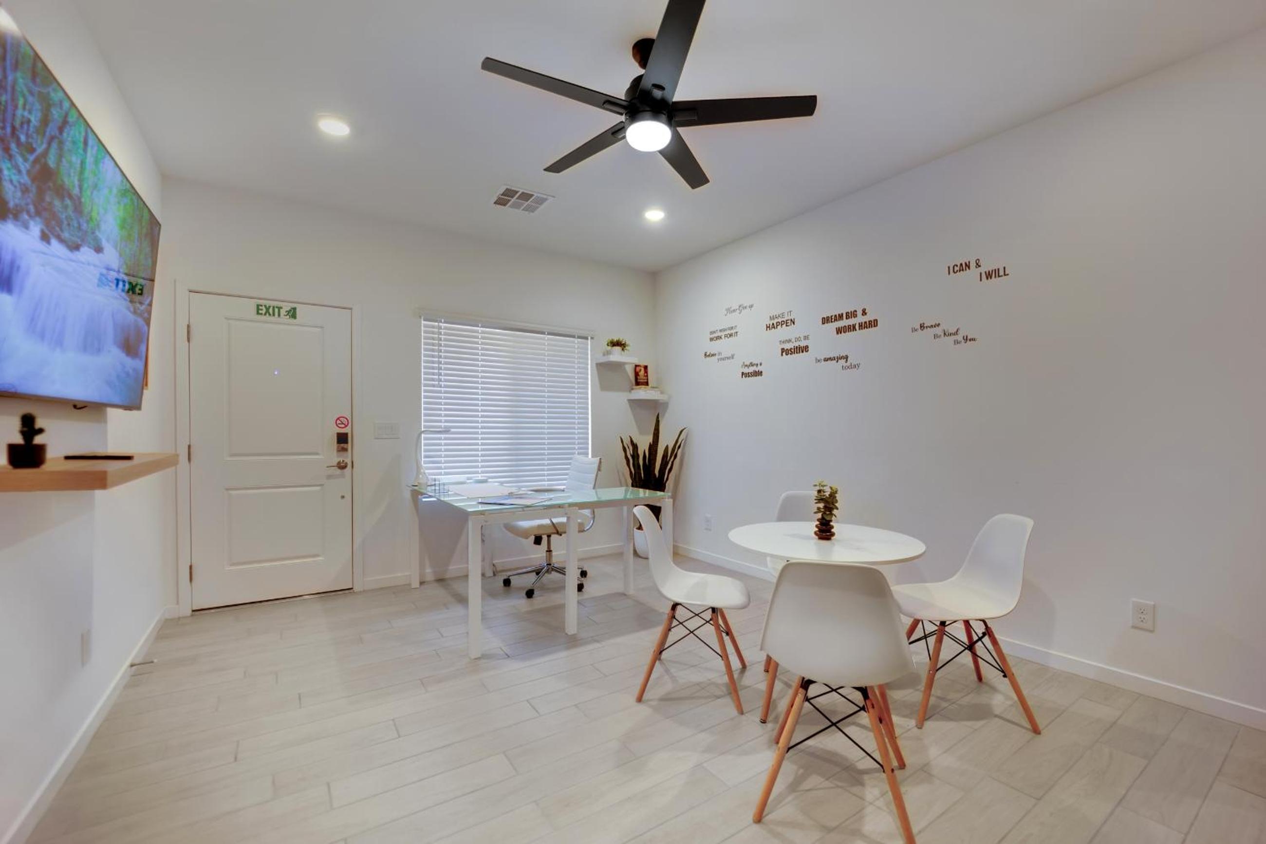 Casa Niva A Contemporary Oasis in the Heart of Las Vegas
