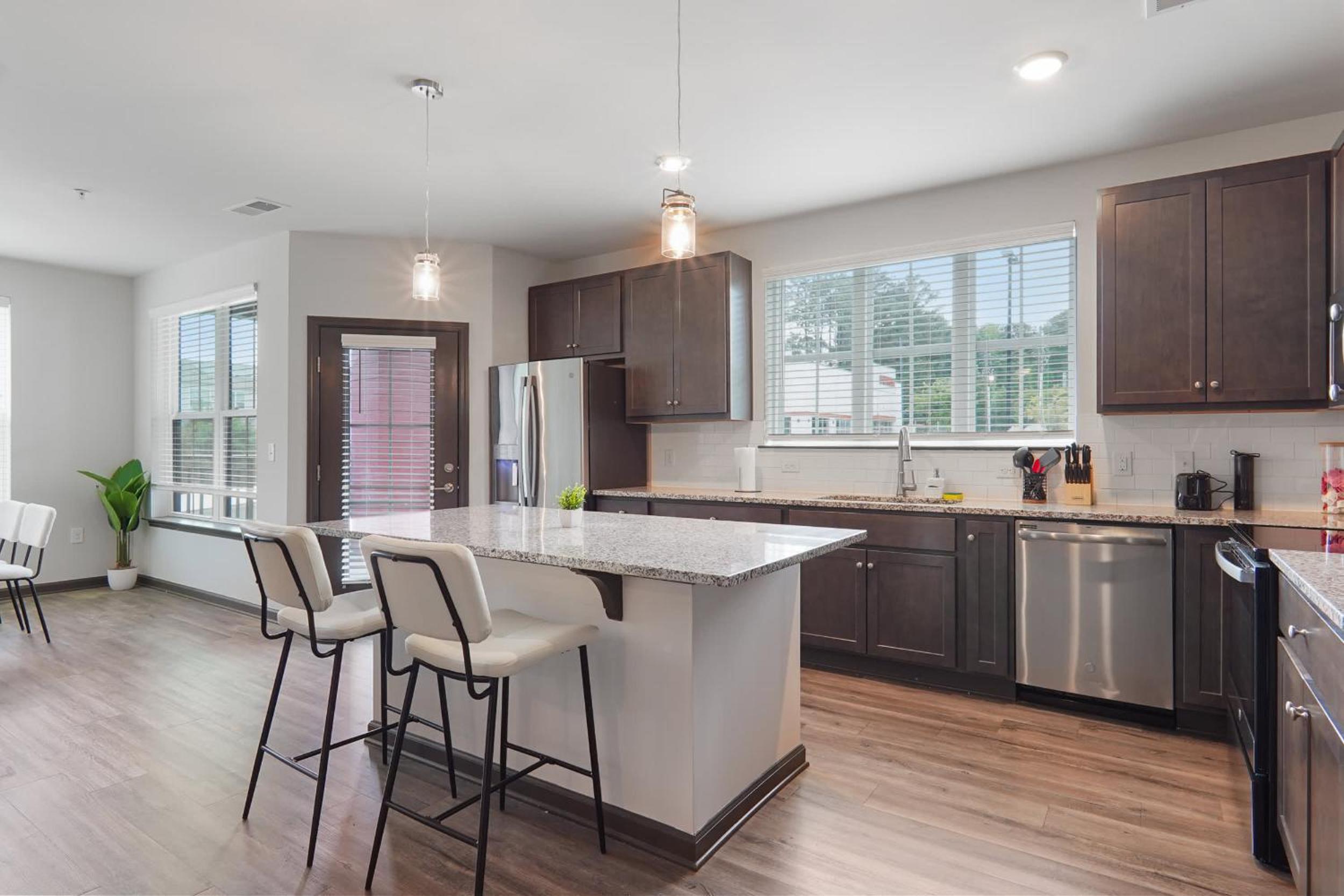 Luxurious King 3BR Suite in North Raleigh!