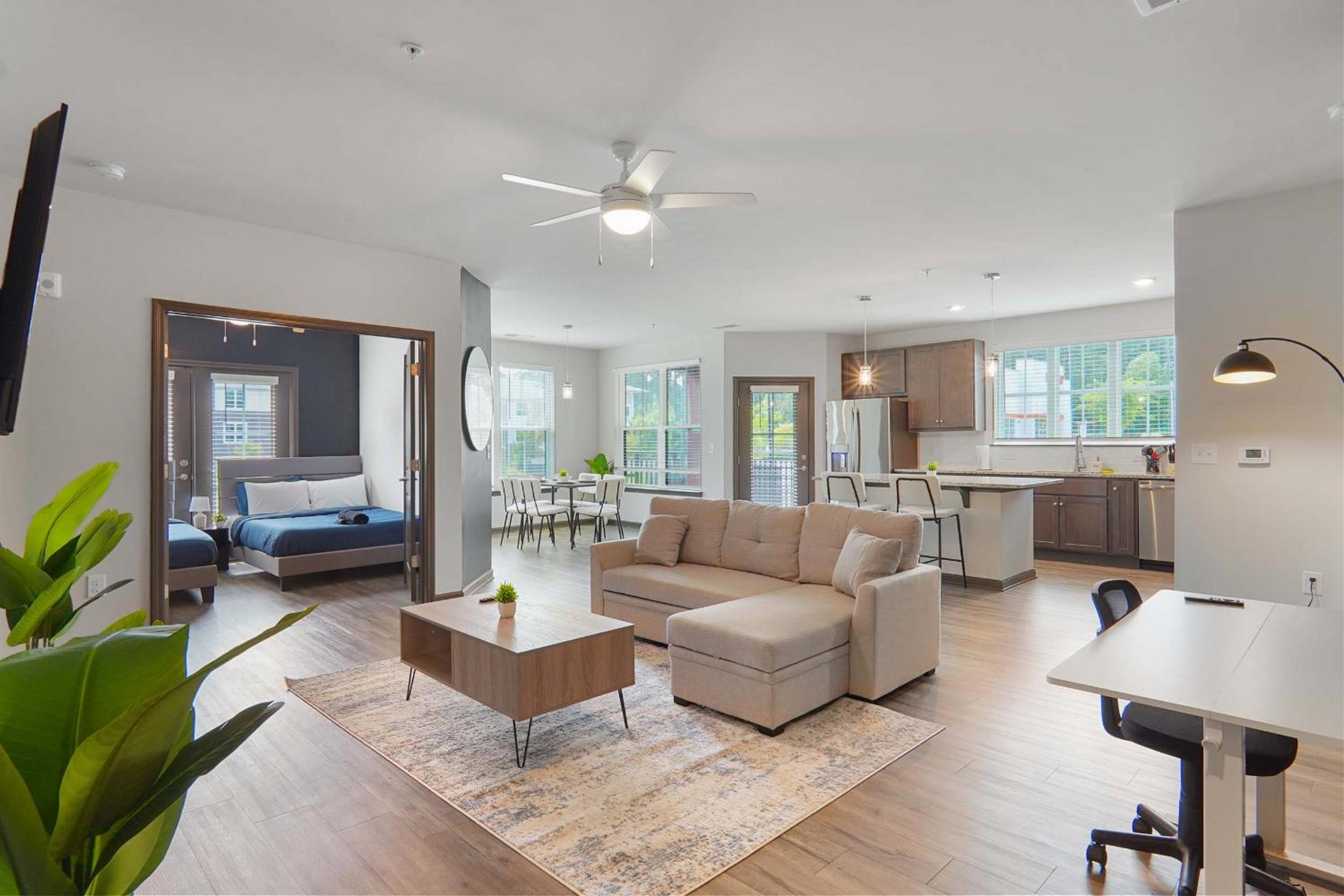 Luxurious King 3BR Suite in North Raleigh!