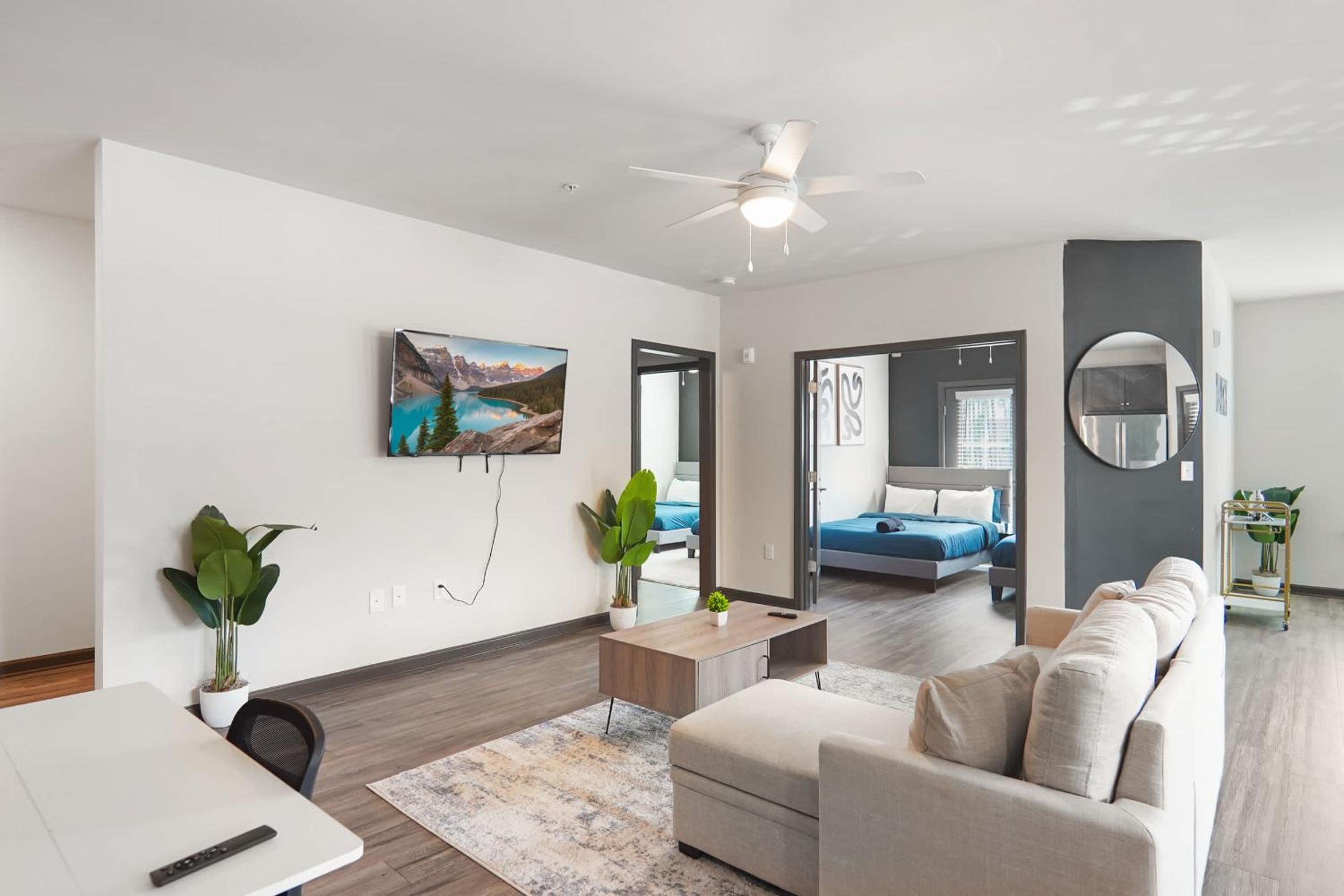 Luxurious King 3BR Suite in North Raleigh!