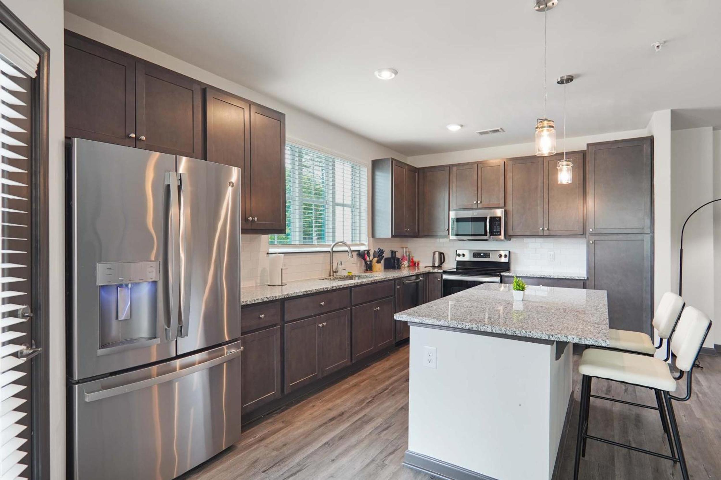 Luxurious King 3BR Suite in North Raleigh!