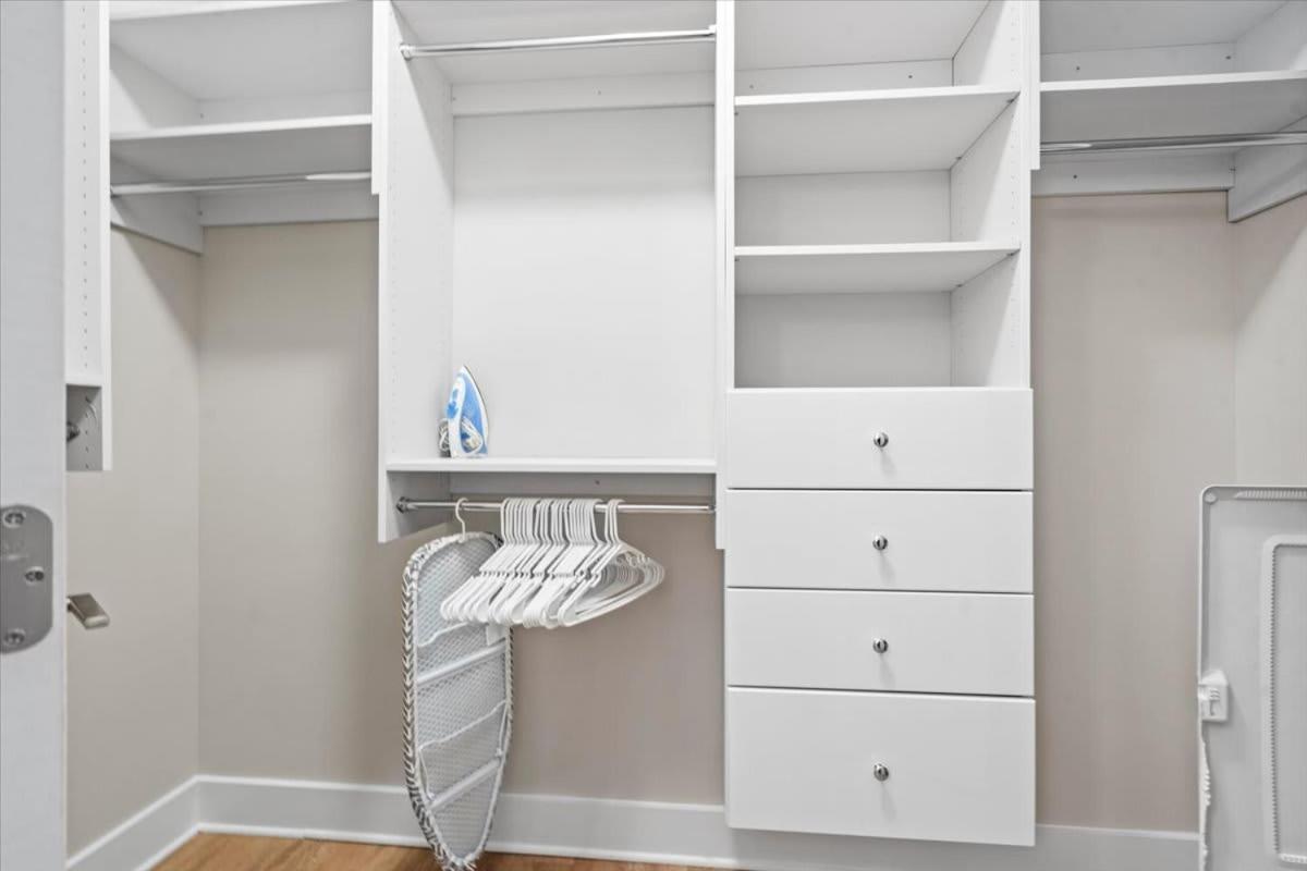 Luxurious King 3BR Suite in North Raleigh!