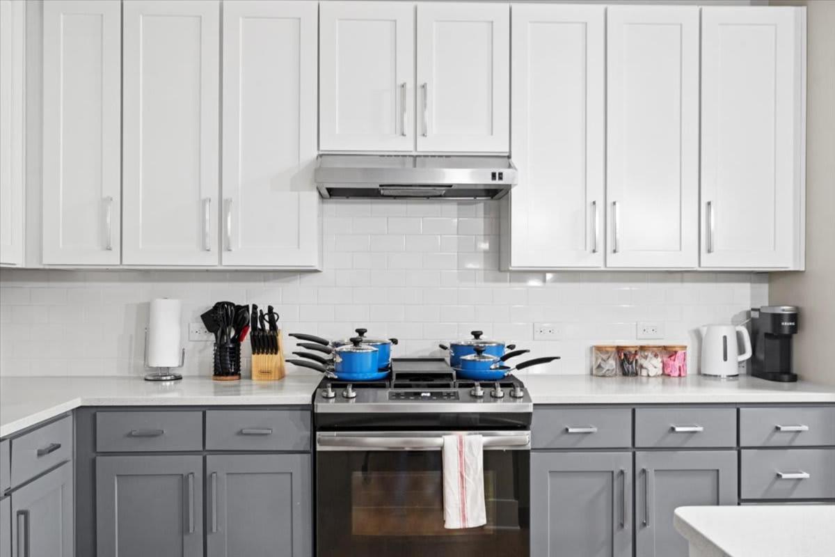Luxurious King 3BR Suite in North Raleigh!
