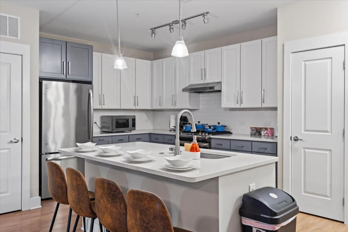 Luxurious King 3BR Suite in North Raleigh!
