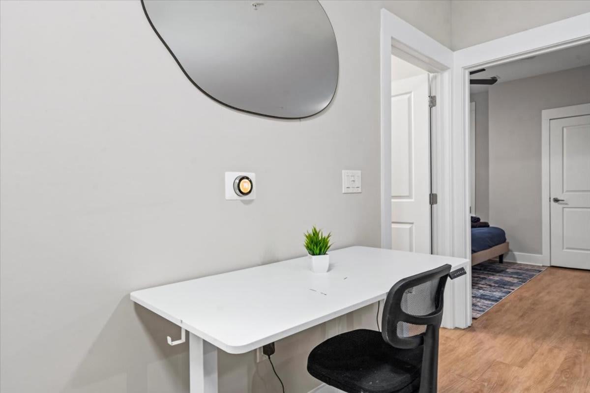 Luxurious King 3BR Suite in North Raleigh!