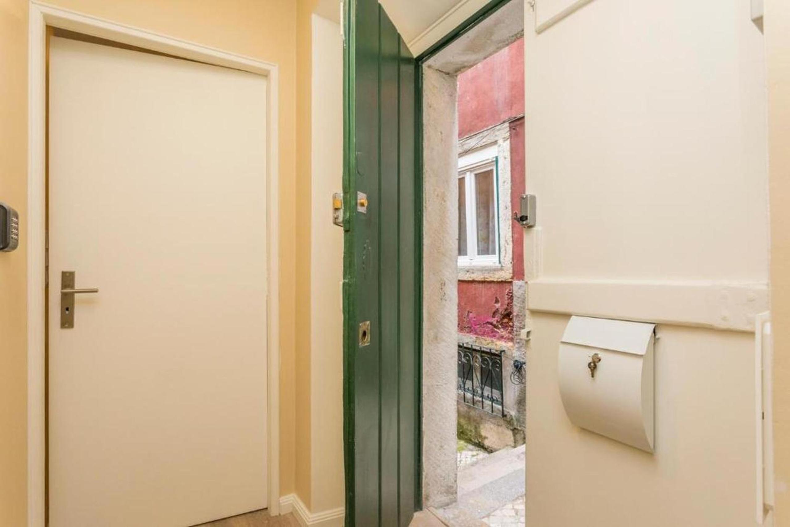 Alfama Stylish Studios by Hosty