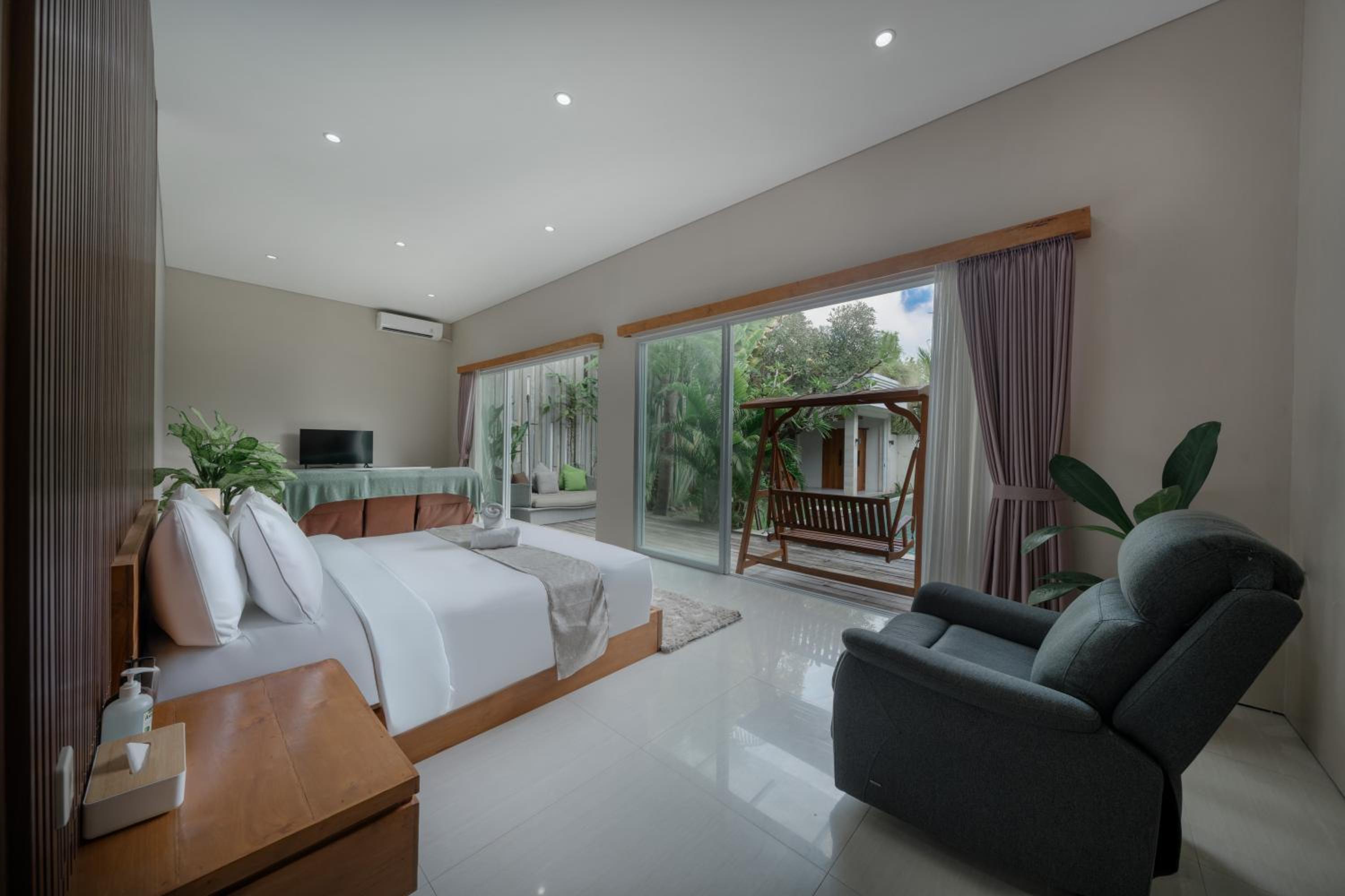 Villa Lumiere - 3BR Luxury Villa with Private Pool