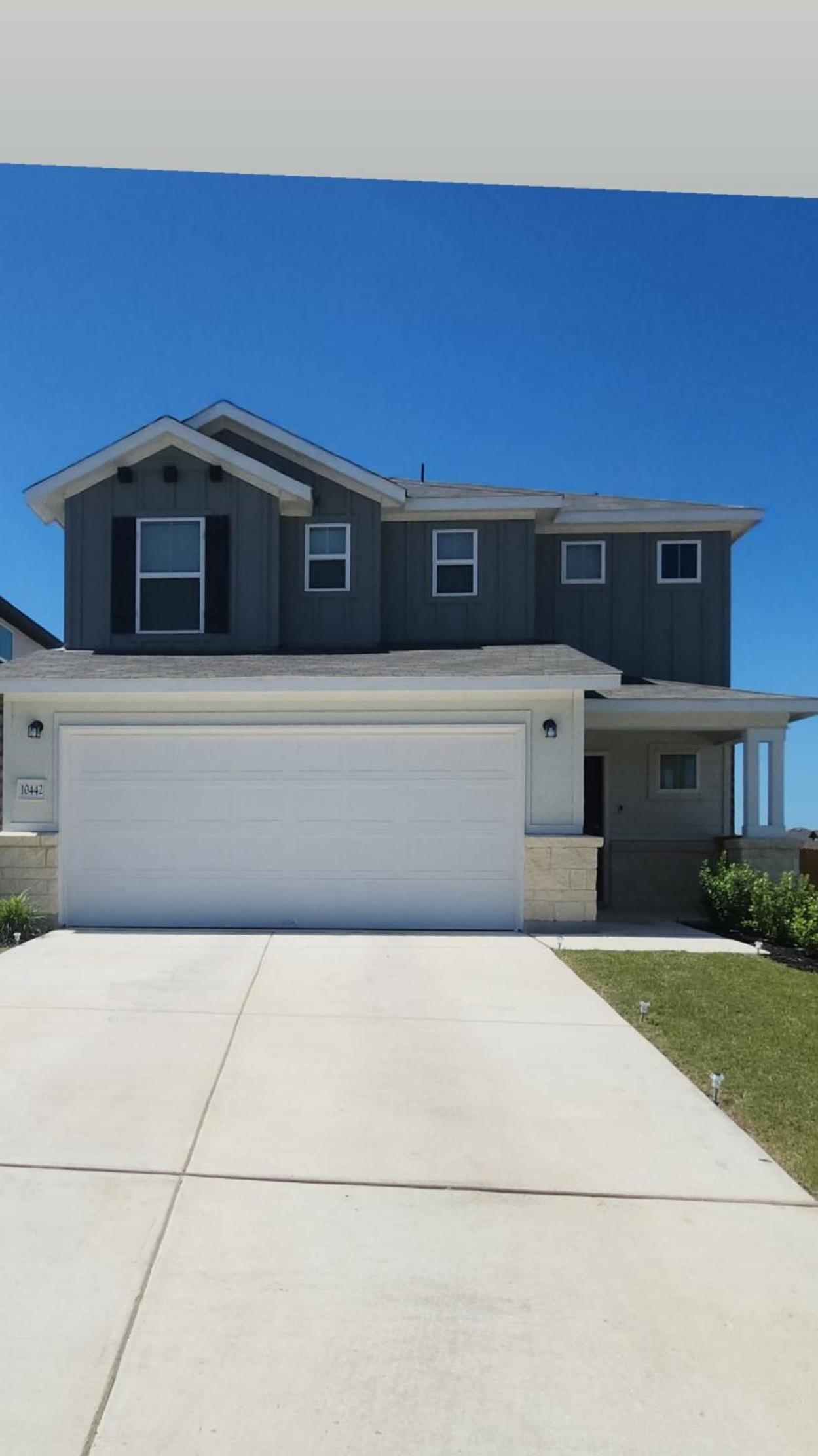 Private Cozy Rooms and Bathroom in Home near Seaworld Riverwalk and AFB