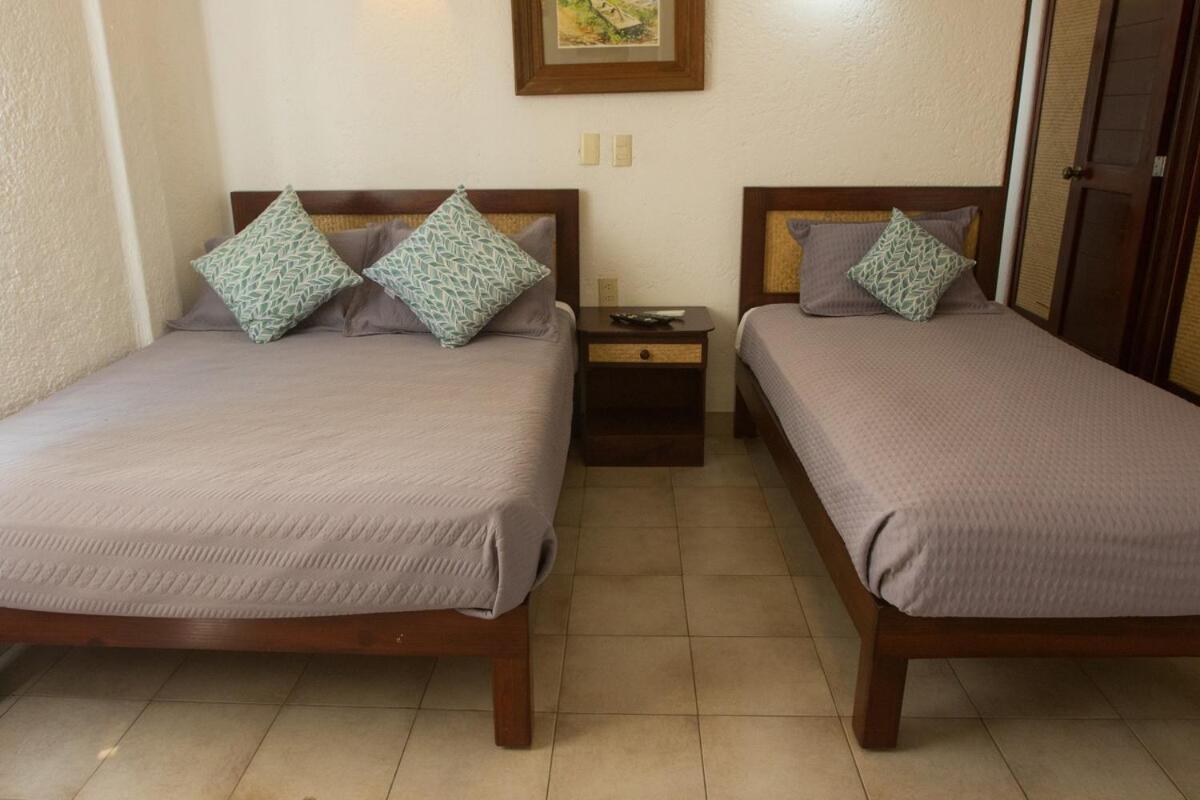 Apt with Jacuzzi Ixtapa Zihuatanejo 3 BR