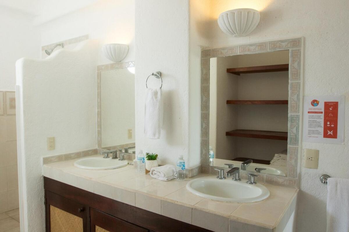 Apt with Jacuzzi Ixtapa Zihuatanejo 3 BR