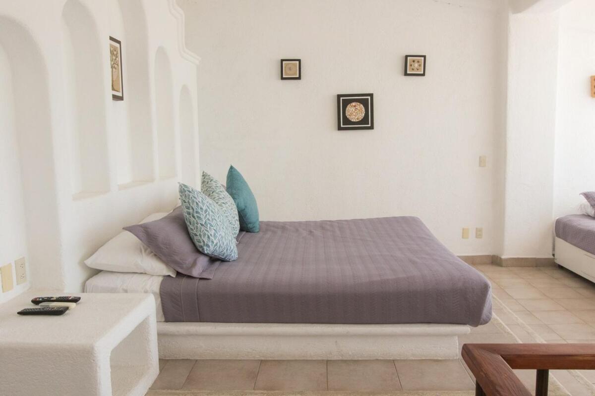 Apt with Jacuzzi Ixtapa Zihuatanejo 3 BR