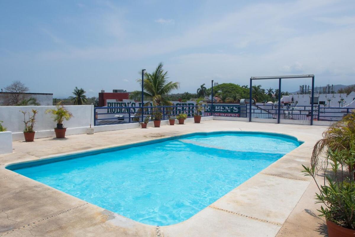 Apt with Jacuzzi Ixtapa Zihuatanejo 3 BR