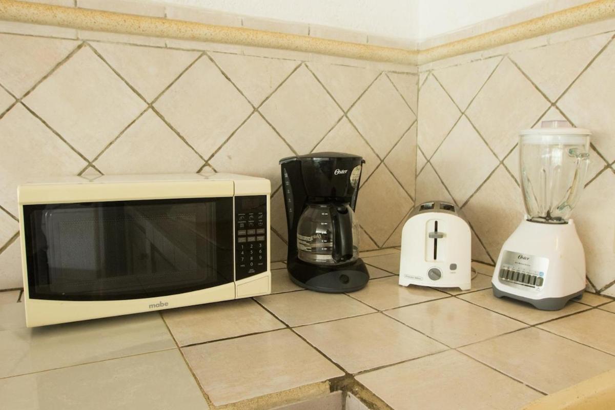 Apt with Jacuzzi Ixtapa Zihuatanejo 3 BR