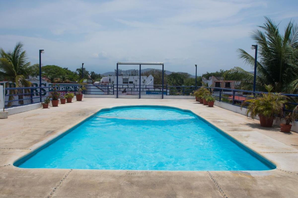 Apt with Jacuzzi Ixtapa Zihuatanejo 3 BR