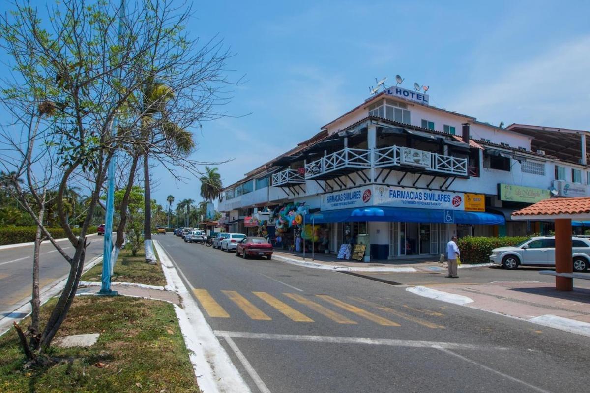 Apt with Jacuzzi Ixtapa Zihuatanejo 3 BR