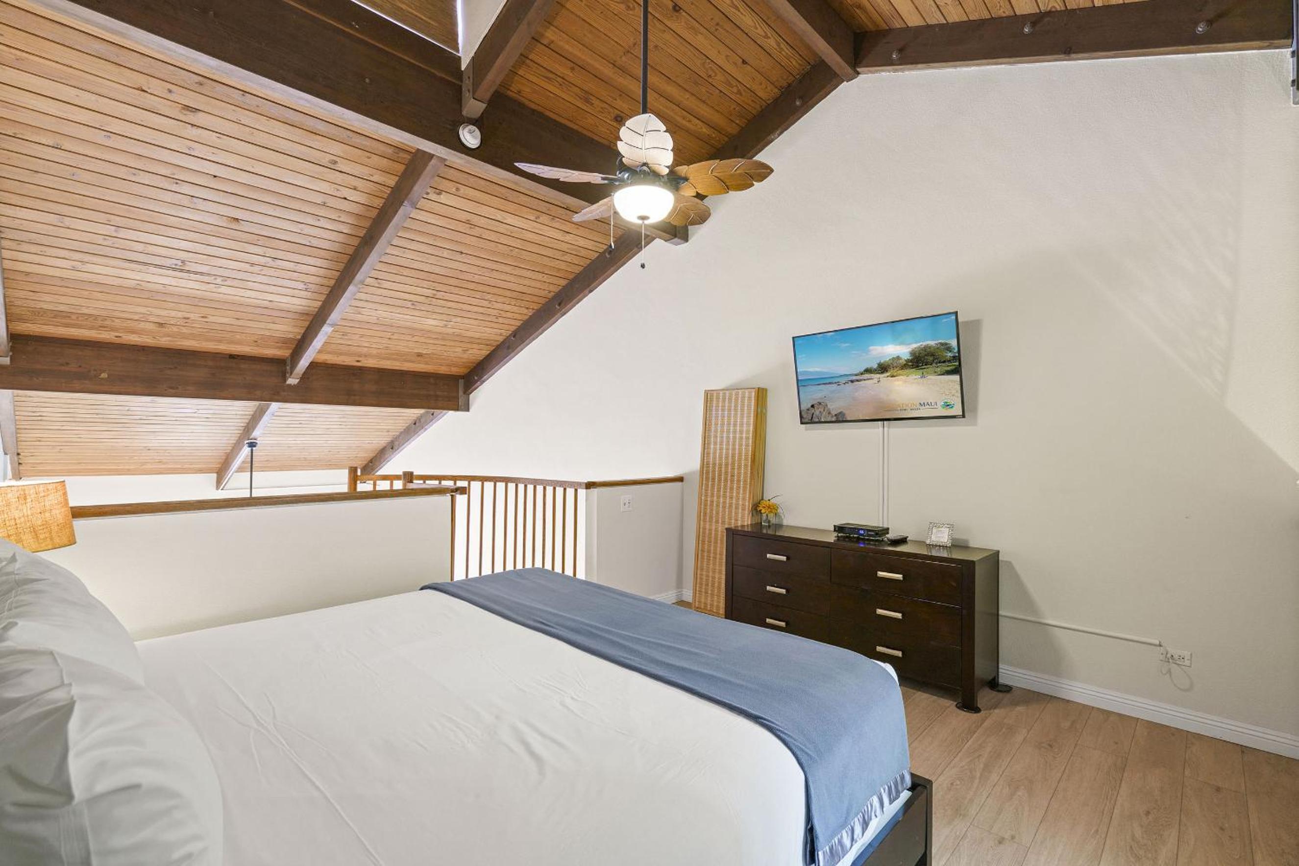 Experience Kamaole Sands 4-409 - Ocean Views, Spacious, Renovated, Wi-Fi, AC!