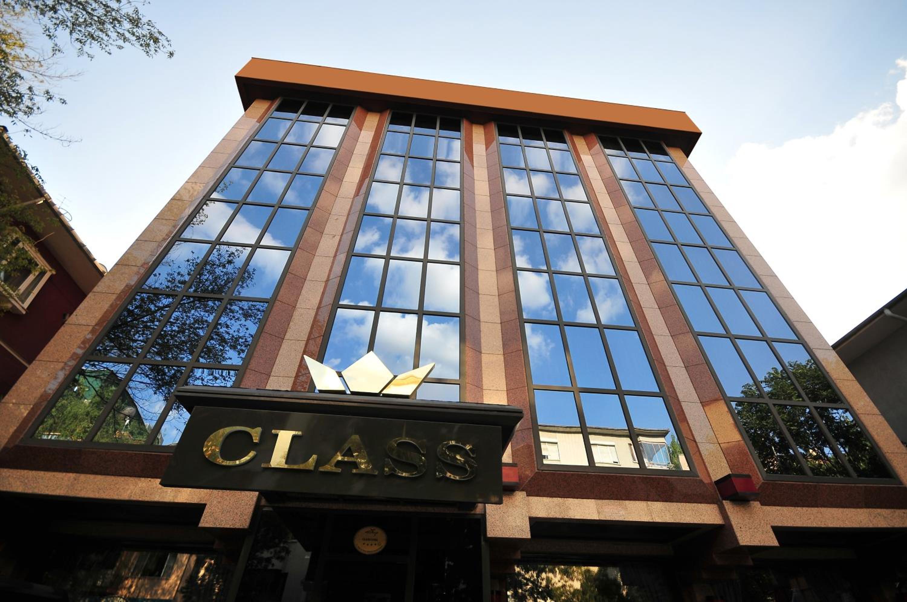 Class Hotel - Image 43
