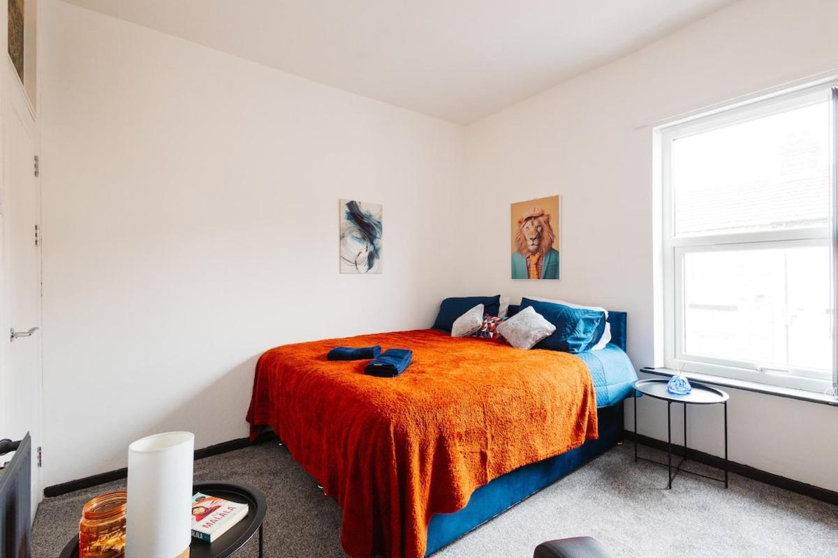 Stylish Boho Home, Contractors, 6 Beds, Garden and Free Parking