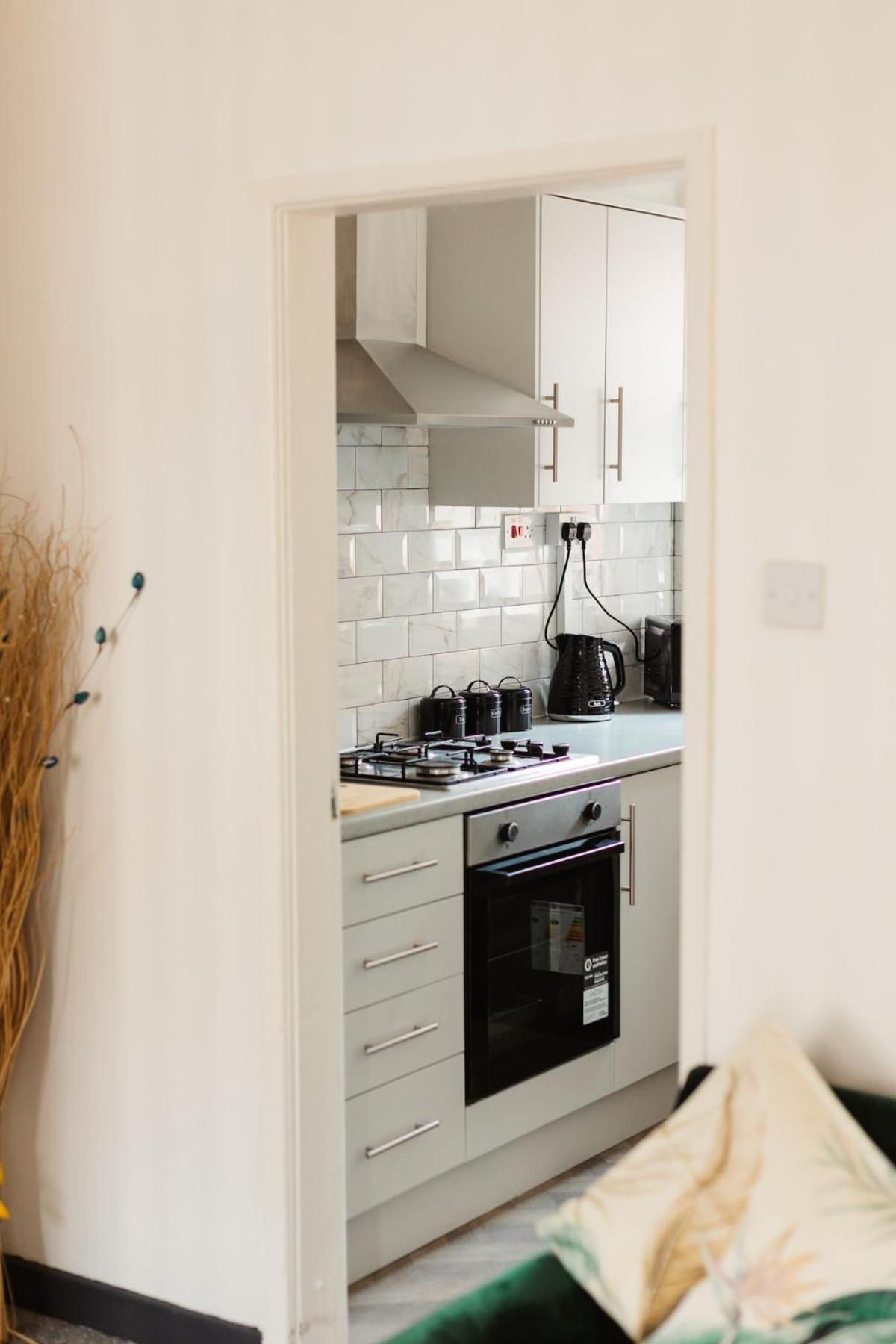 Stylish Boho Home, Contractors, 6 Beds, Garden and Free Parking