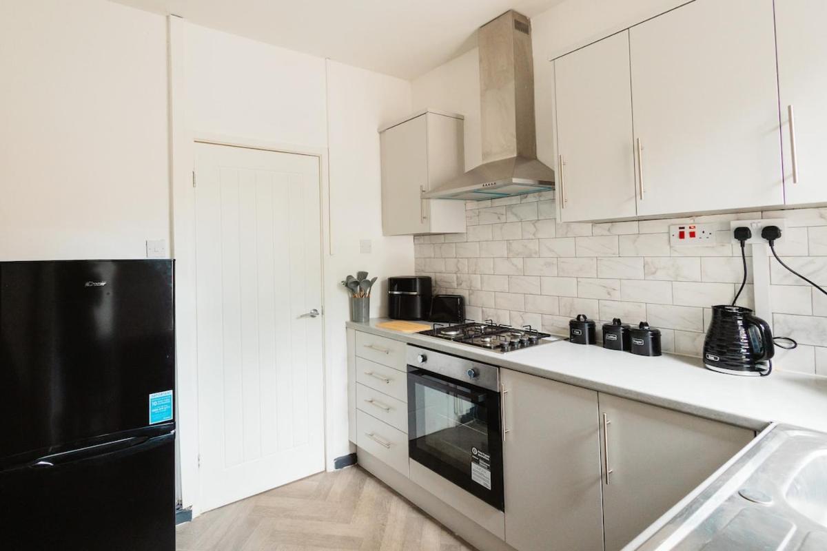 Stylish Boho Home, Contractors, 6 Beds, Garden and Free Parking