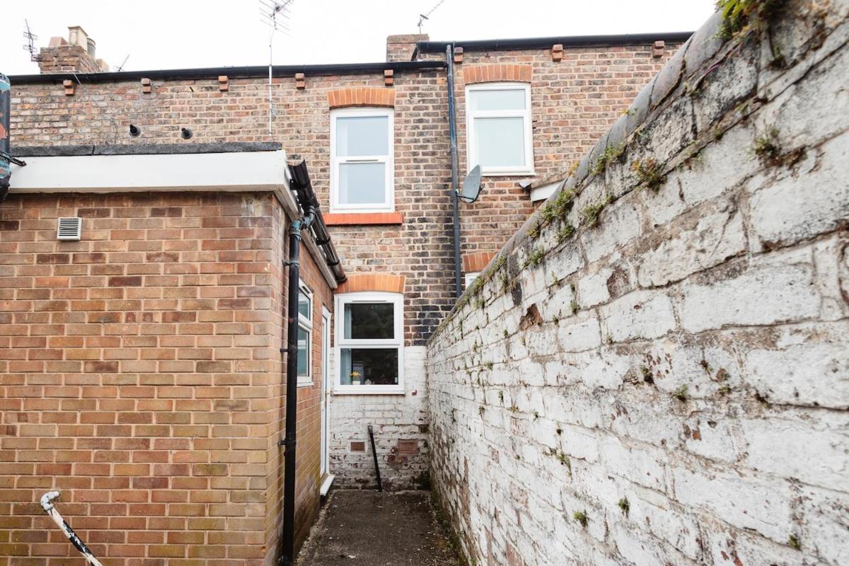 Stylish Boho Home, Contractors, 6 Beds, Garden and Free Parking