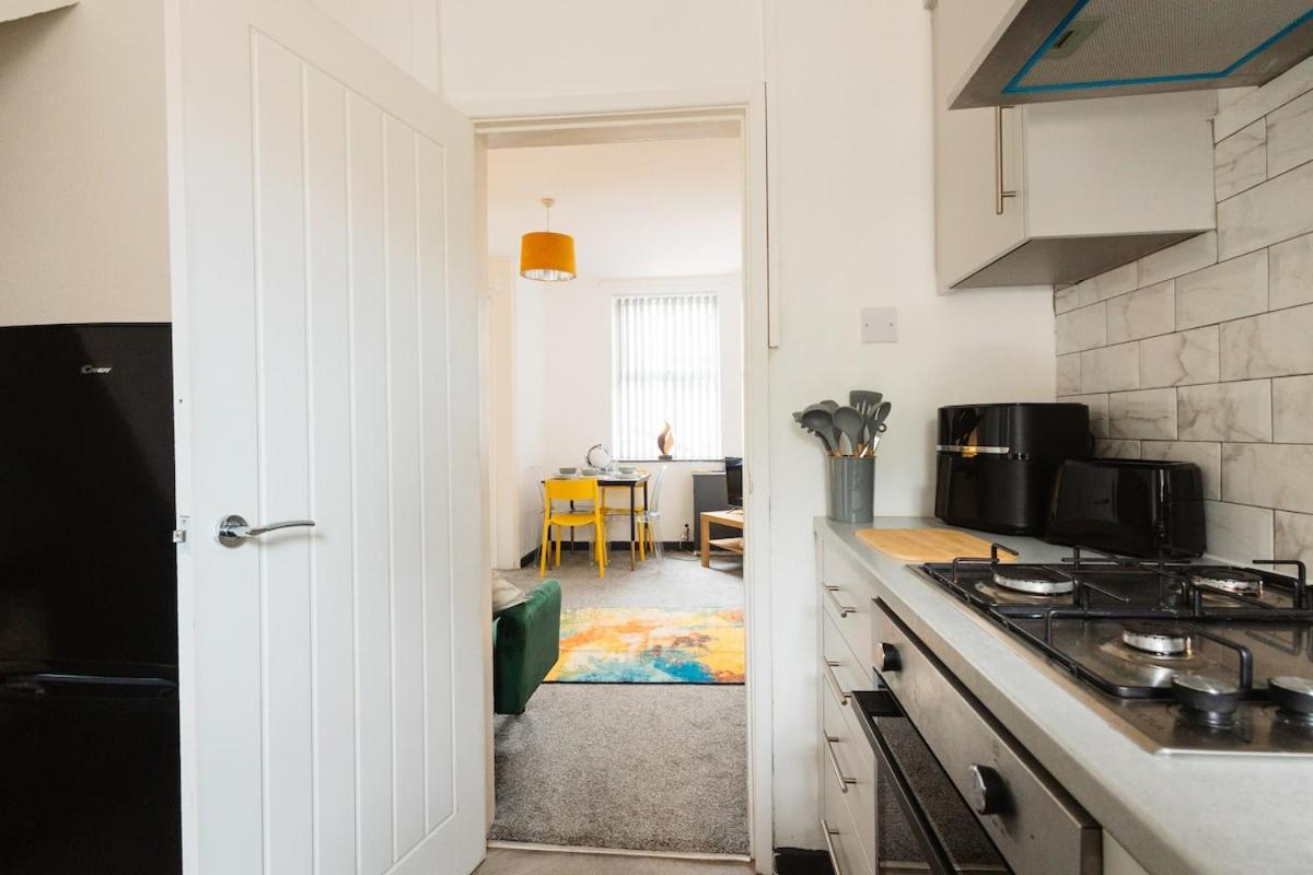 Stylish Boho Home, Contractors, 6 Beds, Garden and Free Parking
