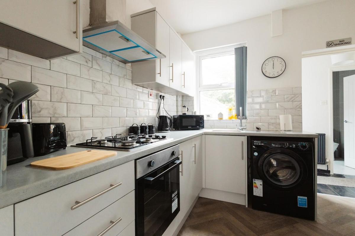 Stylish Boho Home, Contractors, 6 Beds, Garden and Free Parking