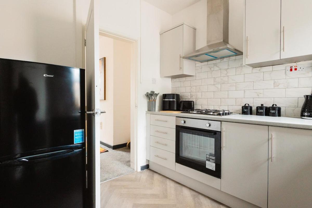 Stylish Boho Home, Contractors, 6 Beds, Garden and Free Parking