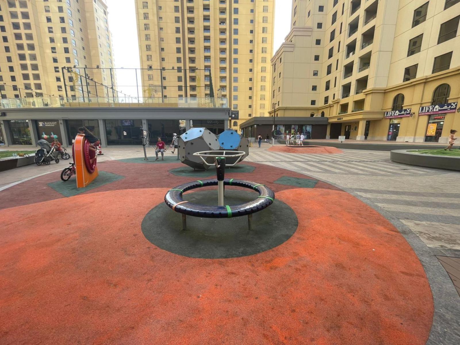 2BD apartment in Bahar JBR near beach — Dubai photo 3