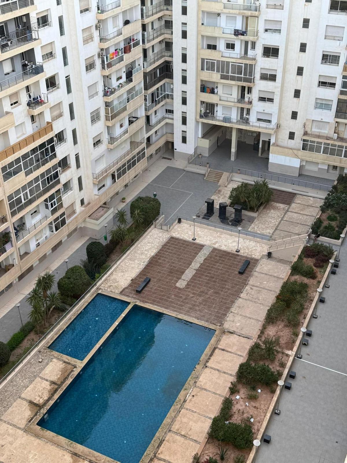 Sweet Home Agadir Appartement moderne avec piscine et commerces à pied