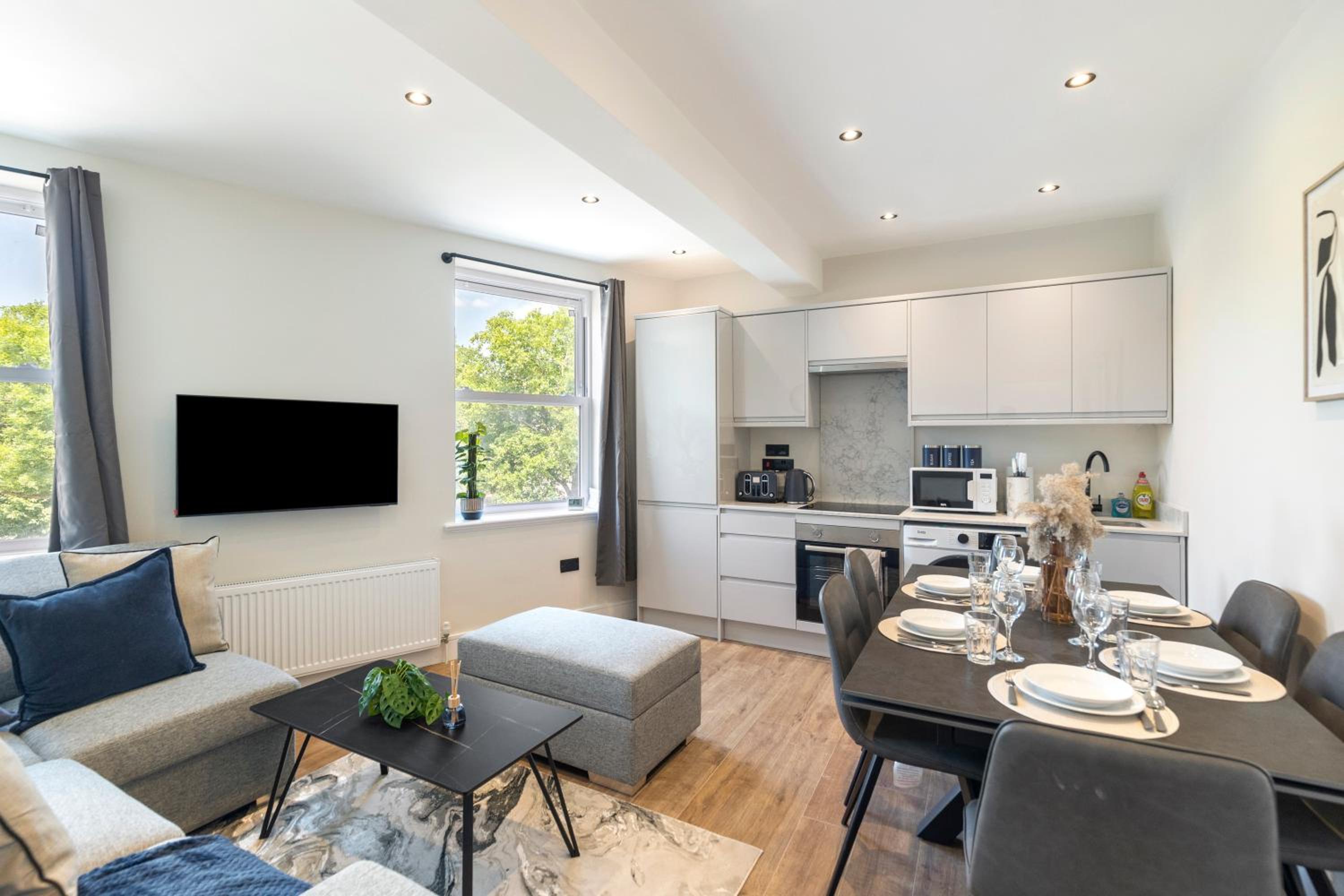 Kew View Suite 2BR Sleeps 9, Walk to Tube & Sights