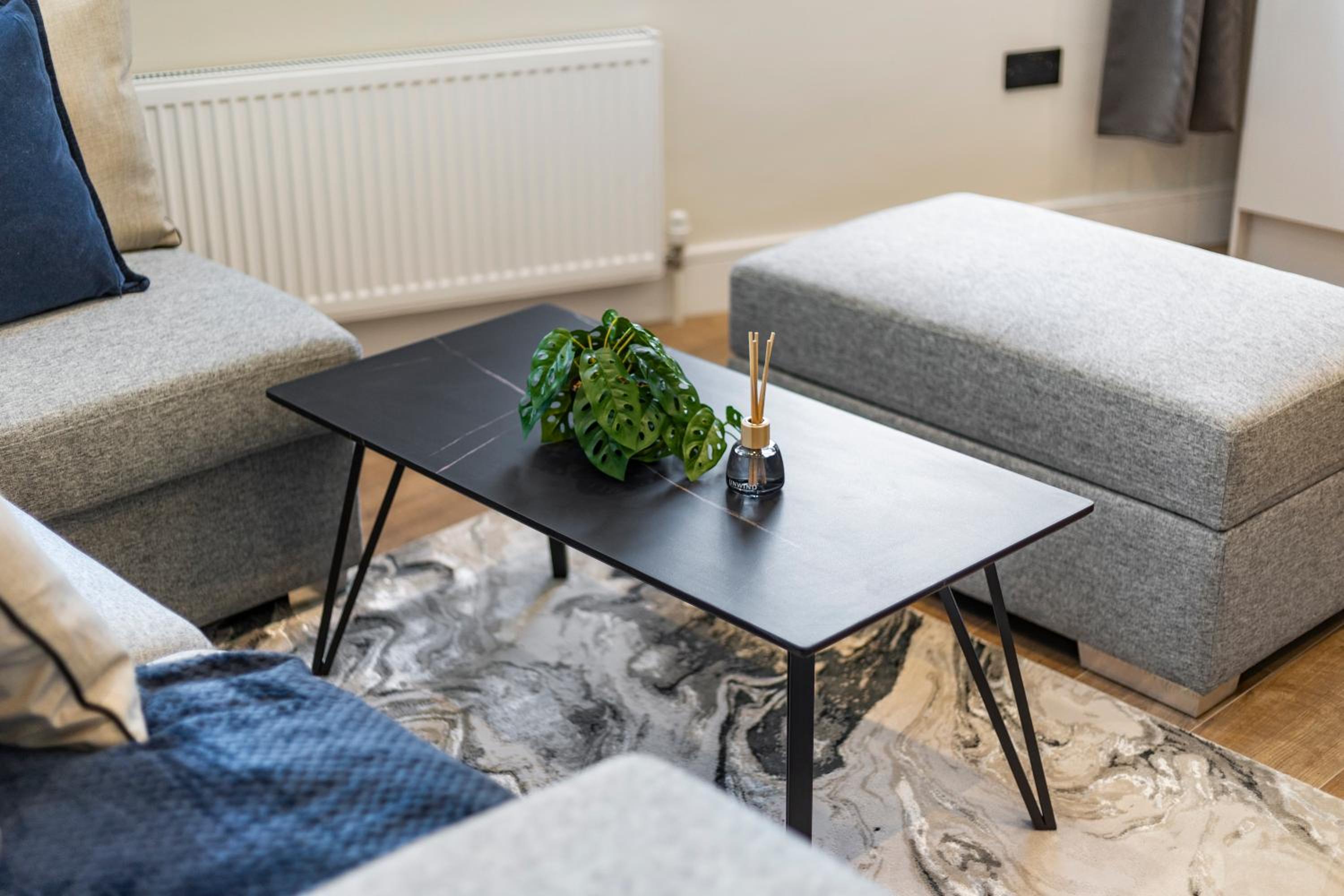 Kew View Suite 2BR Sleeps 9, Walk to Tube & Sights