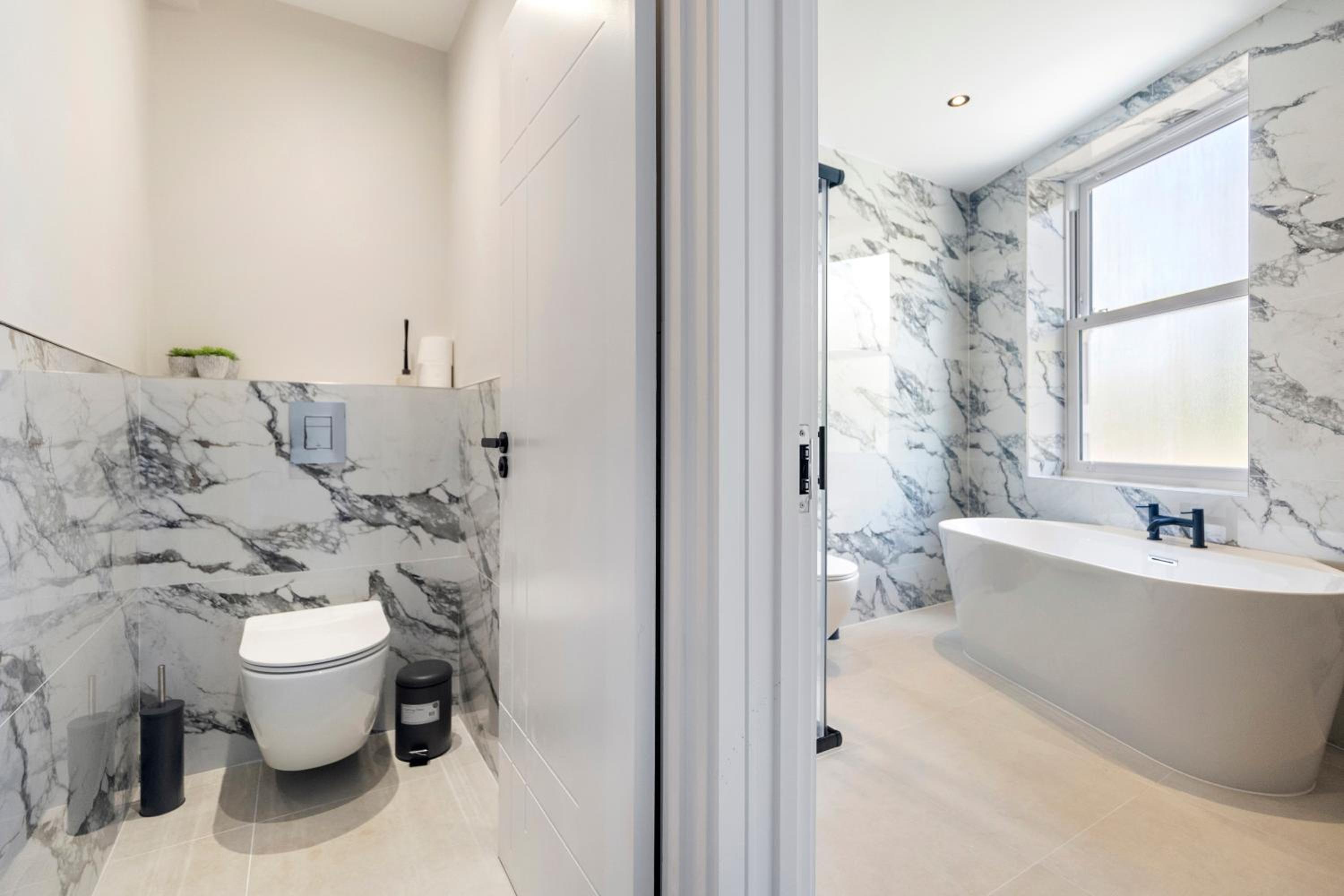 Kew Garden Suite 2BR Sleeps 9 Near Central London