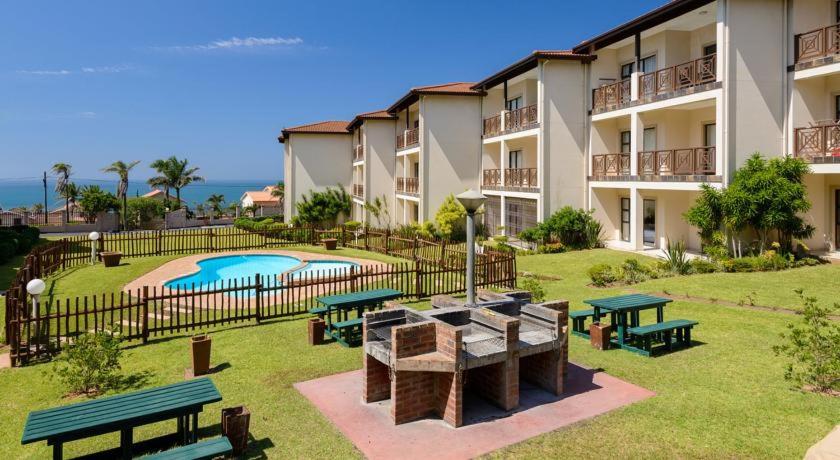 Topanga Holiday Home view 2