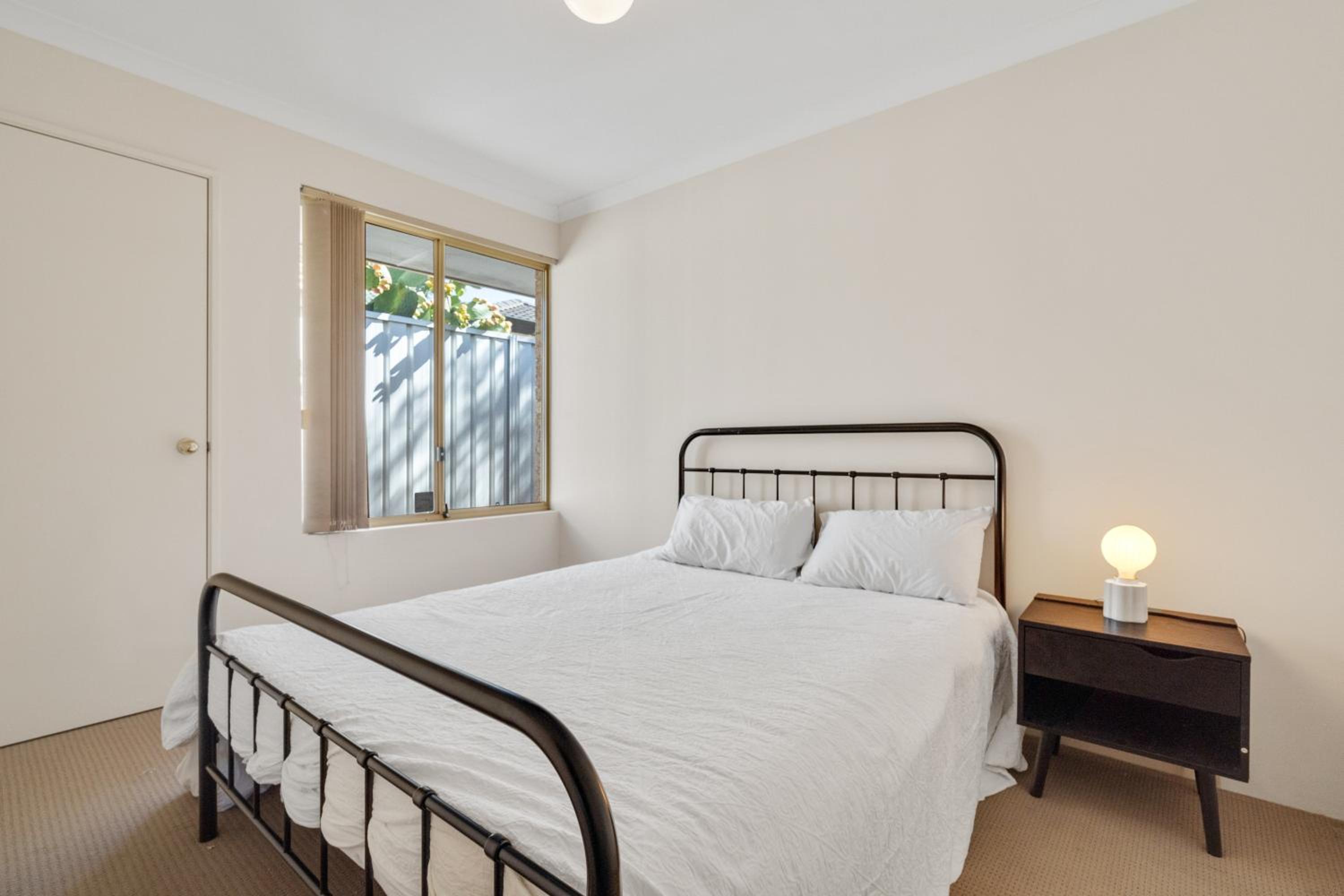 SPACIOUS JANDAKOT HOUSE FOR FAMILY AND BUSINESs